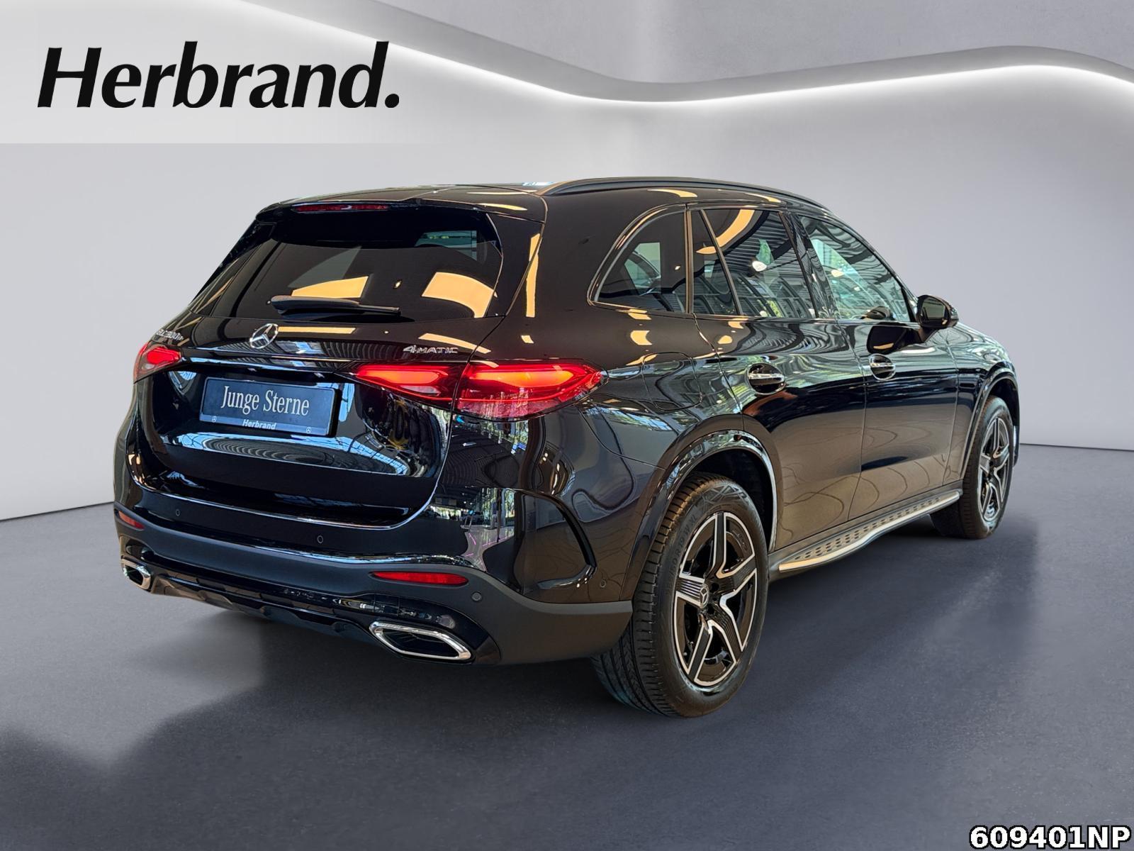 Fahrzeugabbildung Mercedes-Benz GLC 300 e 4M AMG Digital-Light Distronic Memory