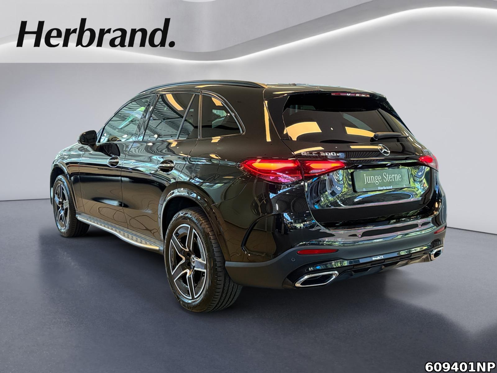 Fahrzeugabbildung Mercedes-Benz GLC 300 e 4M AMG Digital-Light Distronic Memory