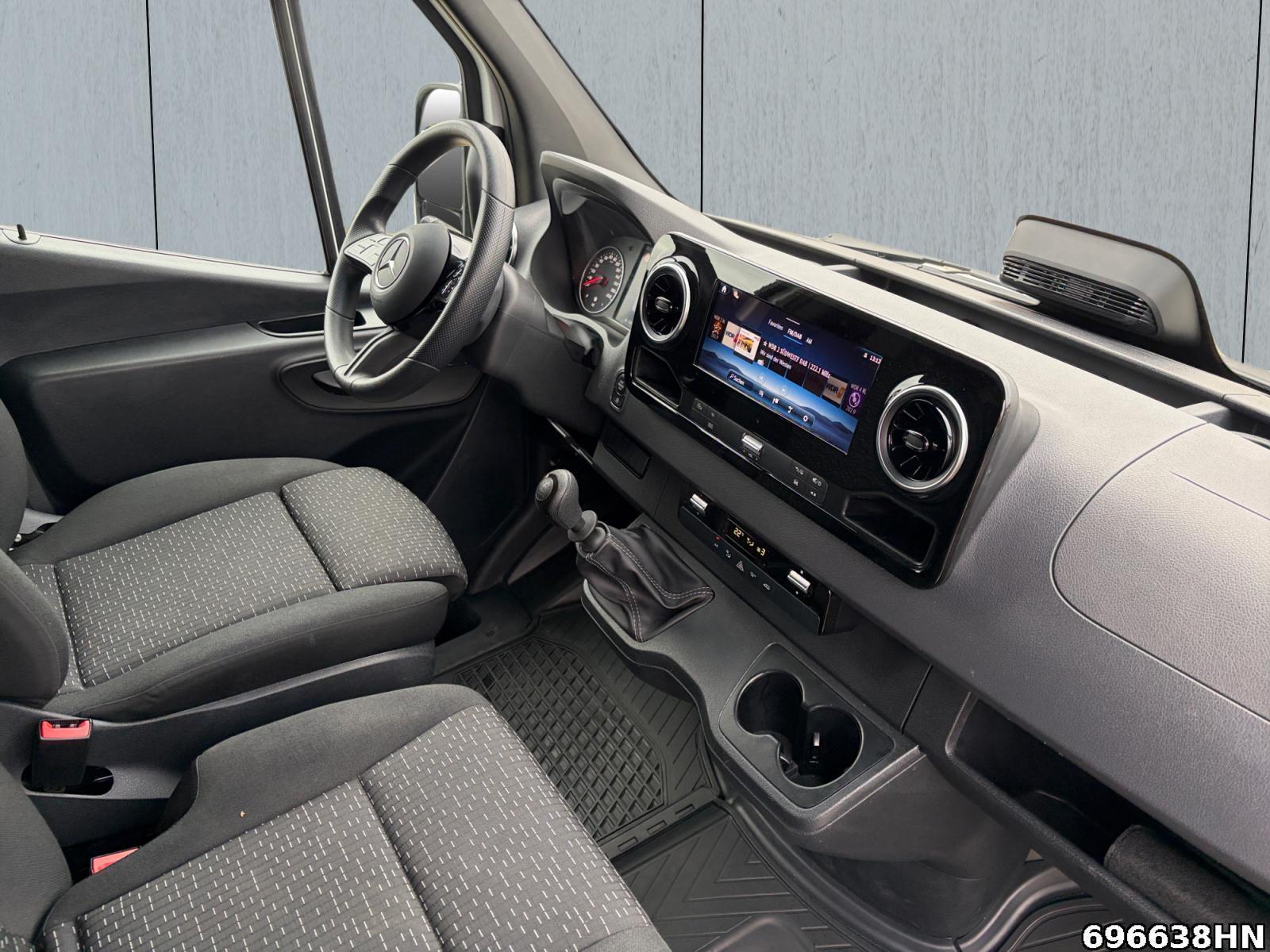 Fahrzeugabbildung Mercedes-Benz Sprinter 317 CDI L2H2*MBUX*Klima*Kamera*Tempomat