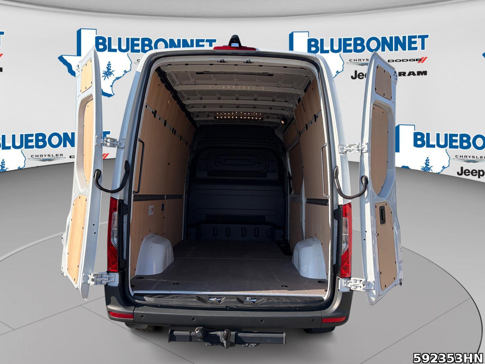 Fahrzeugabbildung Mercedes-Benz Sprinter 319 CDI