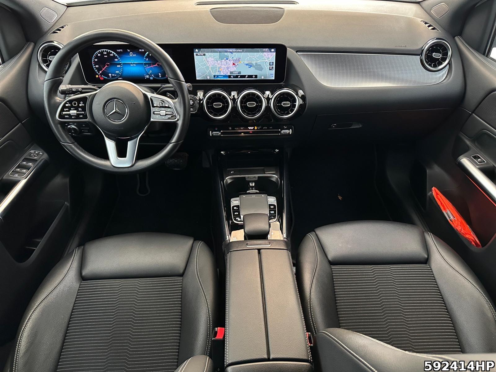 Fahrzeugabbildung Mercedes-Benz B 220 4matic Progressive LED Rückfahrkamera