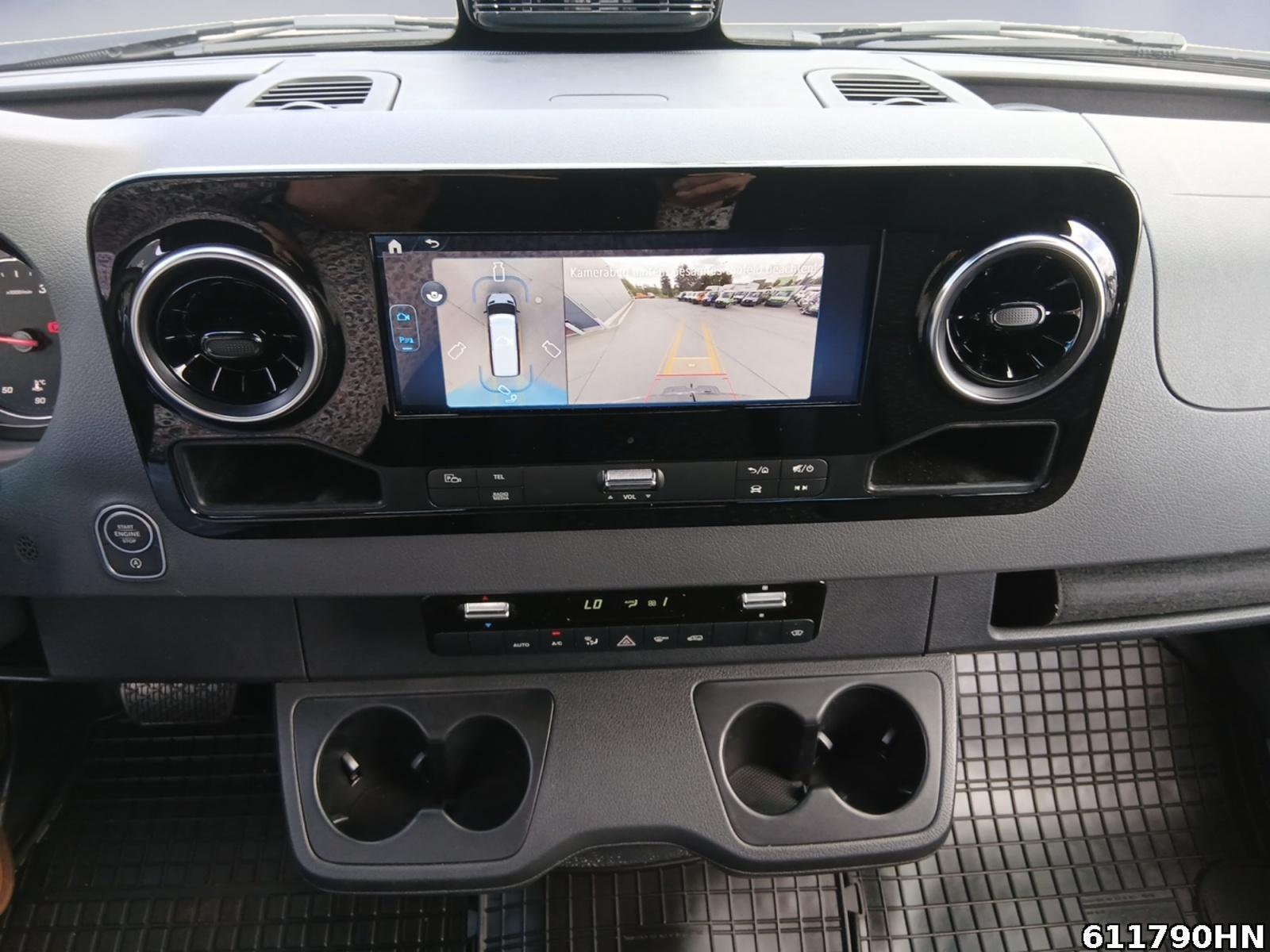 Fahrzeugabbildung Mercedes-Benz Sprinter 319 CDI Pro L2H1 Distro*AHK*LED*360°