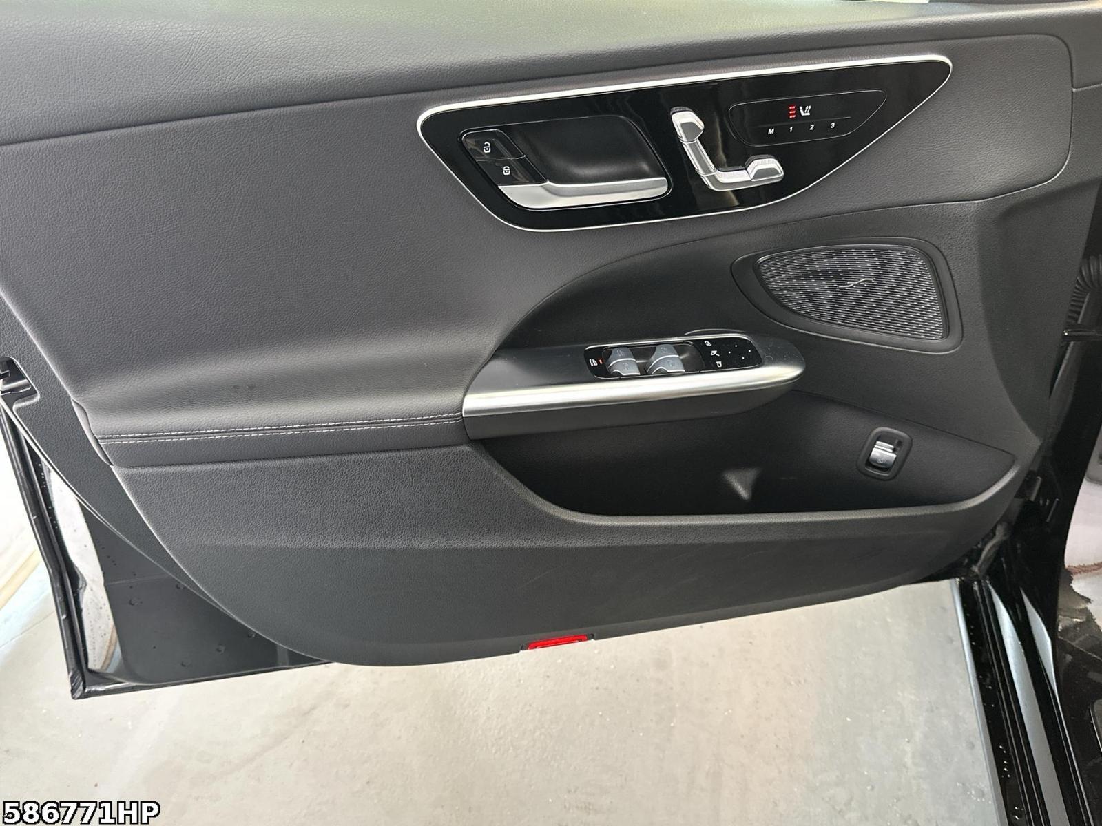 Fahrzeugabbildung Mercedes-Benz C 180 Avantgarde Memory Paket Rückfahrkamera