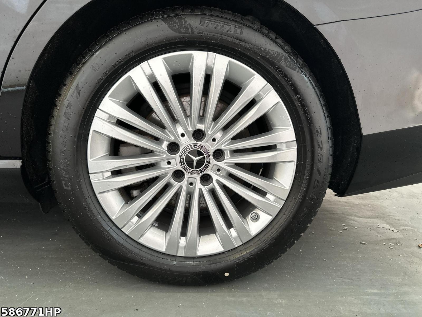 Fahrzeugabbildung Mercedes-Benz C 180 Avantgarde Memory Paket Rückfahrkamera