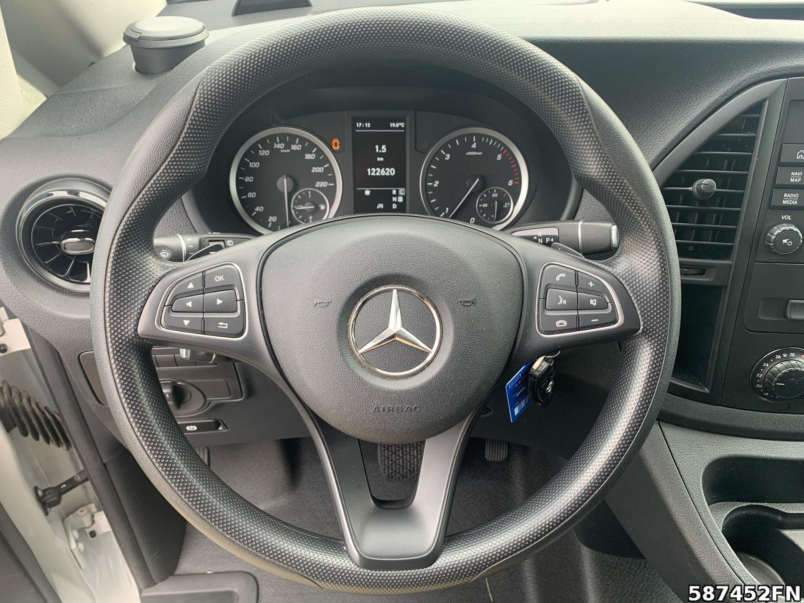 Fahrzeugabbildung Mercedes-Benz Vito 116 MIXTO 4x4 XXL *LED*STANDHEIZ*NAVI*DAB*