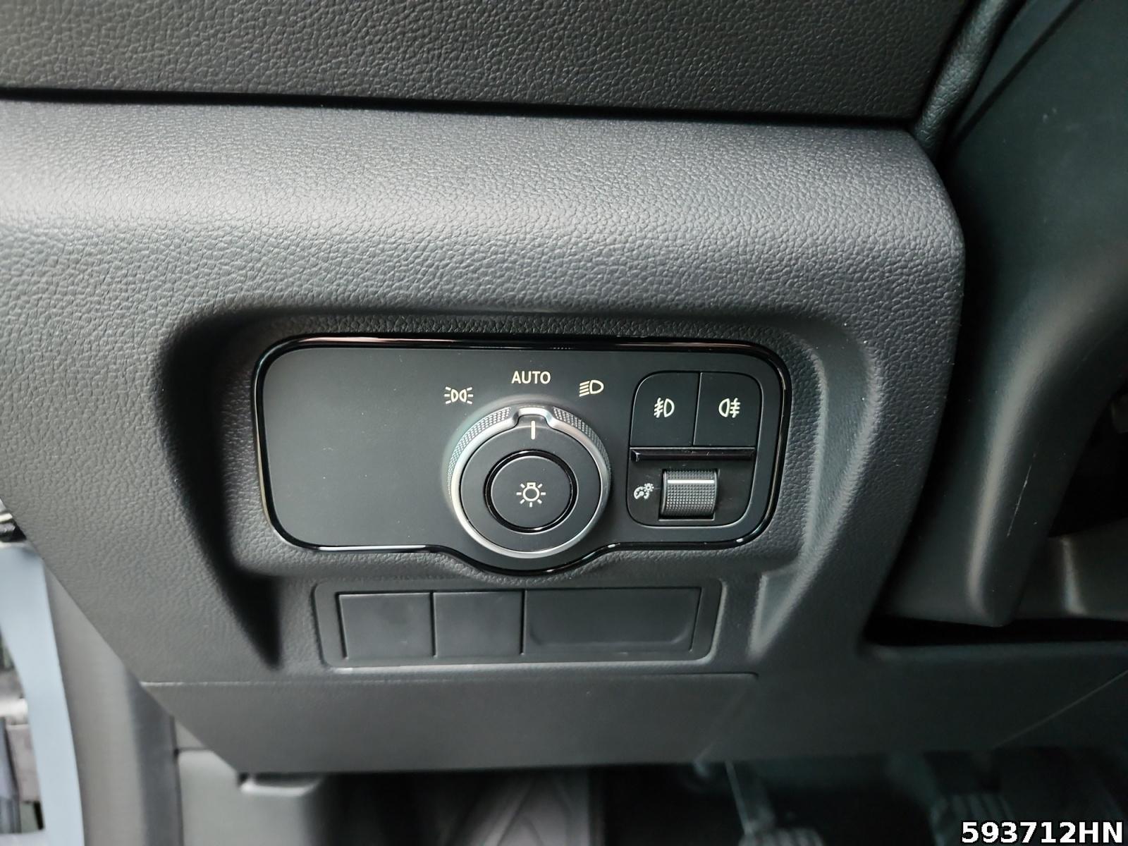 Fahrzeugabbildung Mercedes-Benz Citan 112 CDI Kasten PRO Lang*3-Sitzer*Kamera*