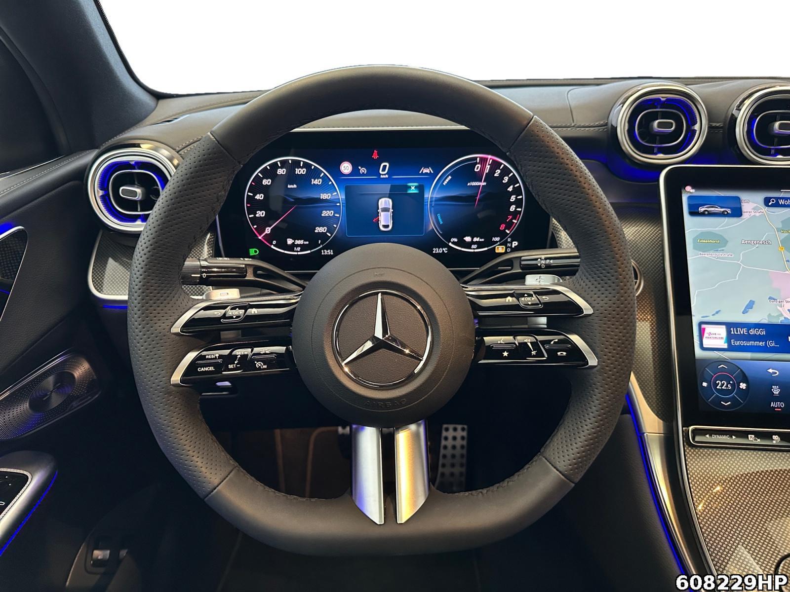 Fahrzeugabbildung Mercedes-Benz GLC 300 e 4M AMG Coupé Pano AHK BURMESTER Night