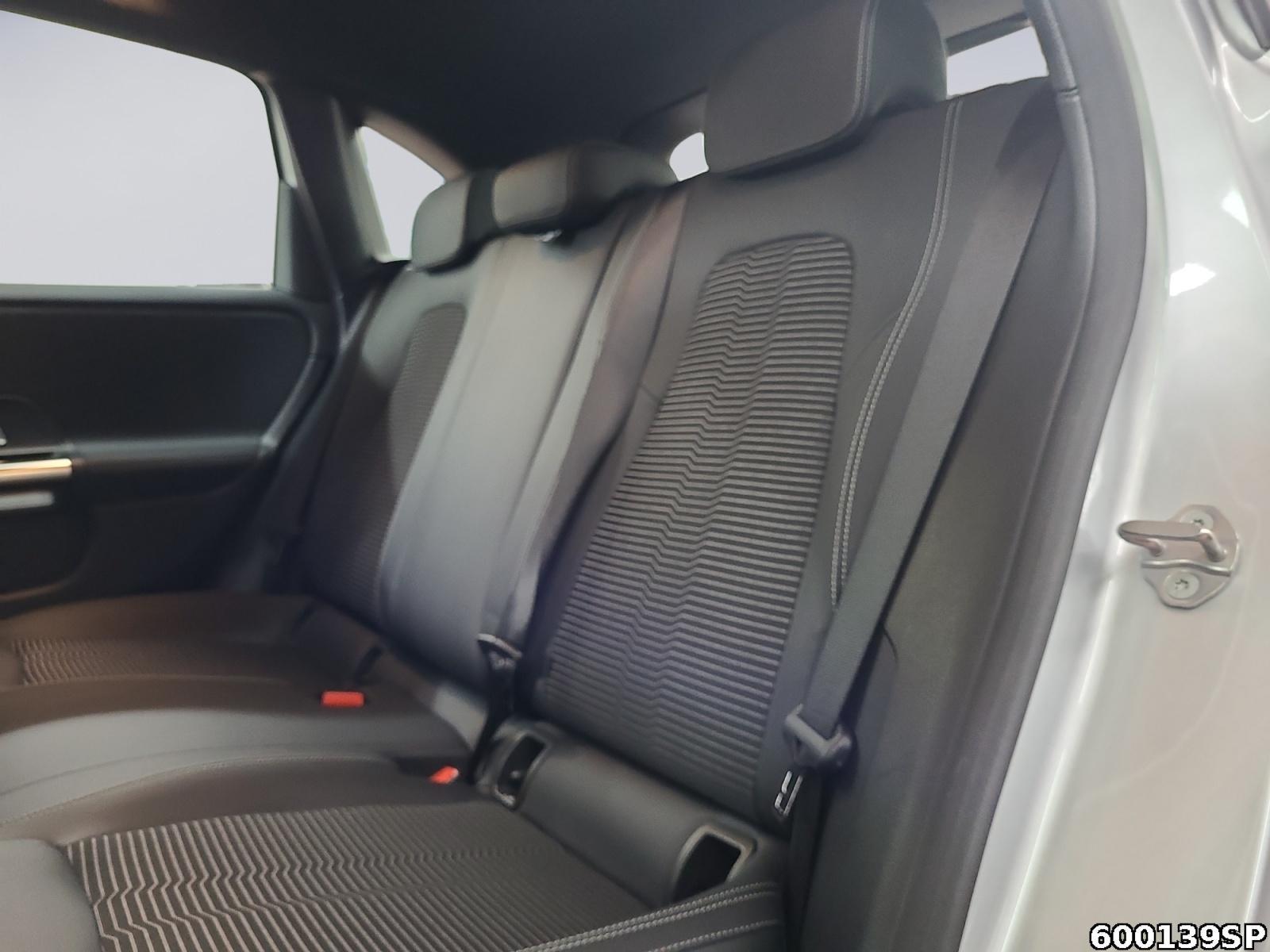 Fahrzeugabbildung Mercedes-Benz B 200 Progressive Business-Paket CarPlay Kamera
