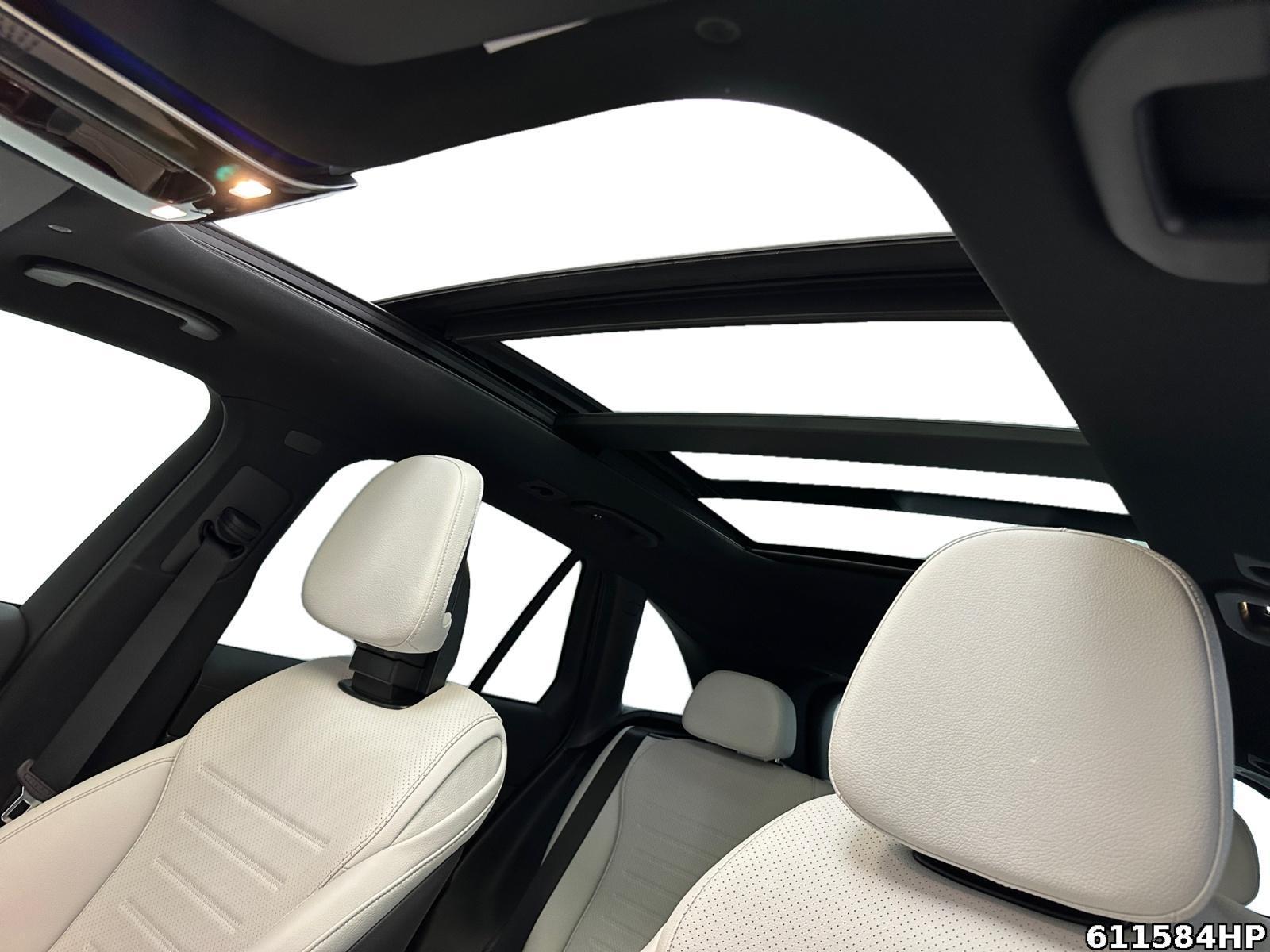 Fahrzeugabbildung Mercedes-Benz GLC 300 de 4M AMG Pano AHK DistronicMemory 360°