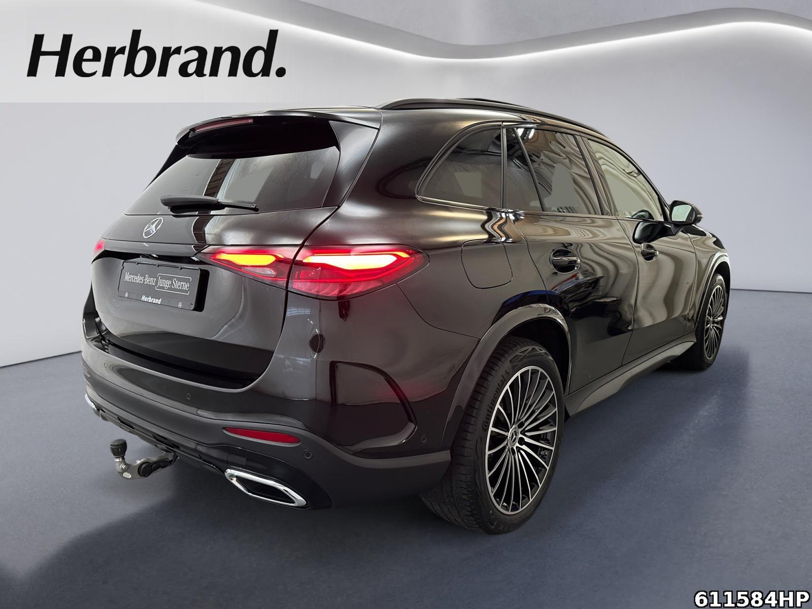 Fahrzeugabbildung Mercedes-Benz GLC 300 de 4M AMG Pano AHK DistronicMemory 360°
