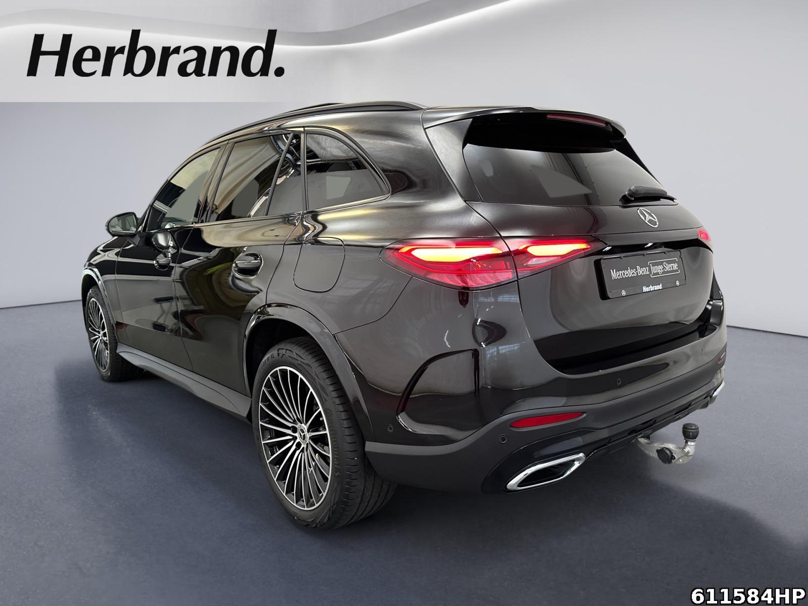 Fahrzeugabbildung Mercedes-Benz GLC 300 de 4M AMG Pano AHK DistronicMemory 360°