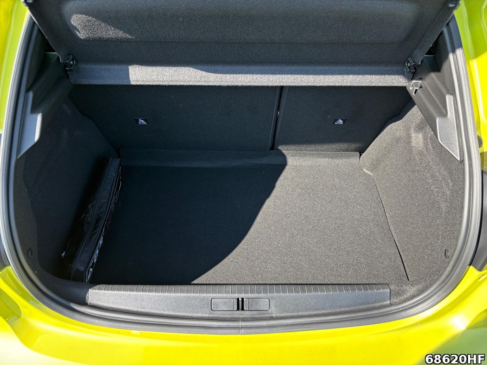 Fahrzeugabbildung Peugeot 208 1.2 Hybrid 100 Active (EURO 6e)
