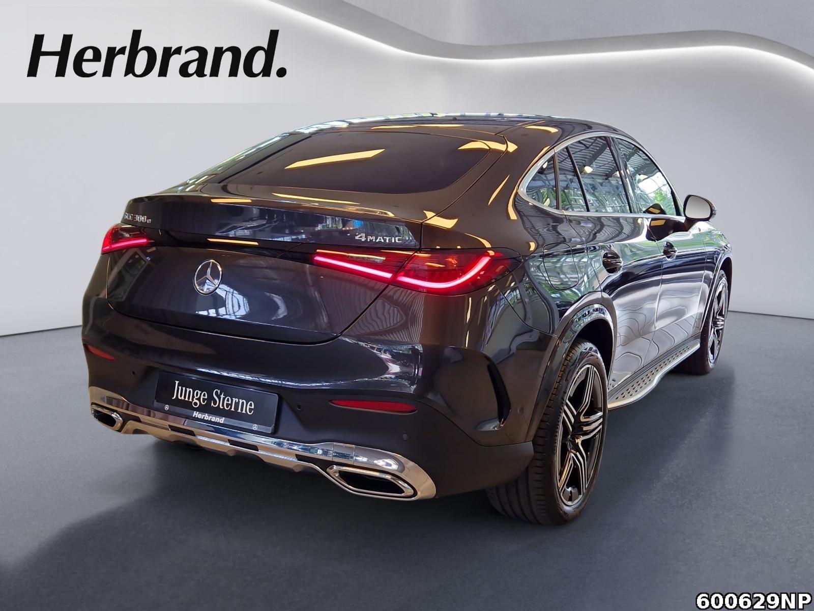 Fahrzeugabbildung Mercedes-Benz GLC 300 e 4M AMG Coupé AHK Pano BURMESTER 360°