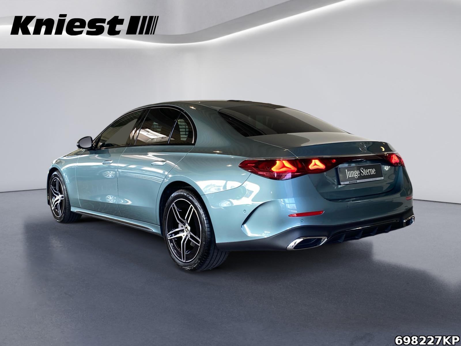Fahrzeugabbildung Mercedes-Benz E 220 d AMG AHK Night Totw. Kamera Ambiente+ 19