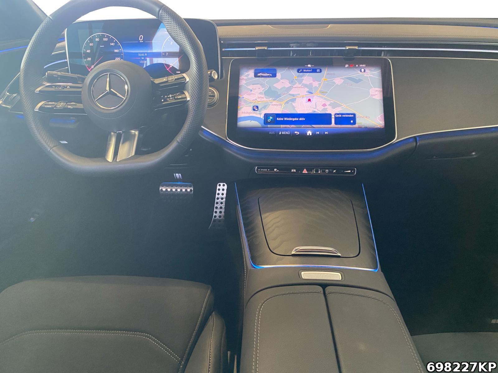 Fahrzeugabbildung Mercedes-Benz E 220 d AMG AHK Night Totw. Kamera Ambiente+ 19