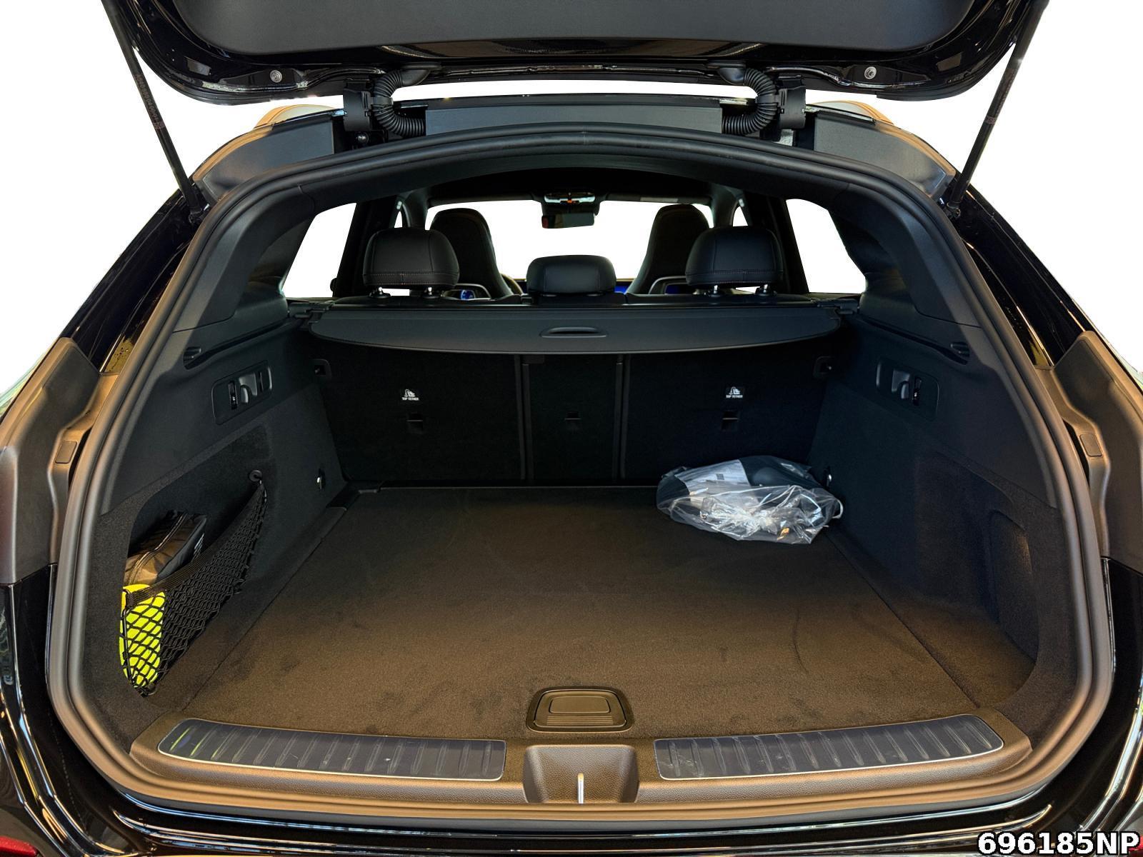 Fahrzeugabbildung Mercedes-Benz GLC 400 4MATIC +AMG-PLUS+HUD+LEDER+AHK+NIGHT+