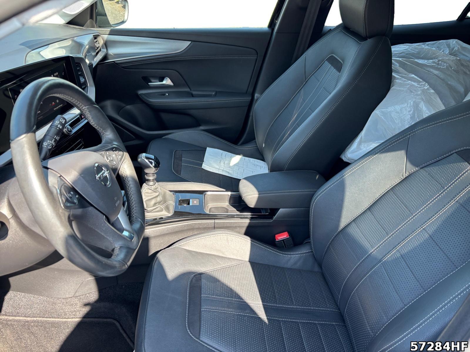Fahrzeugabbildung Opel Mokka Elegance