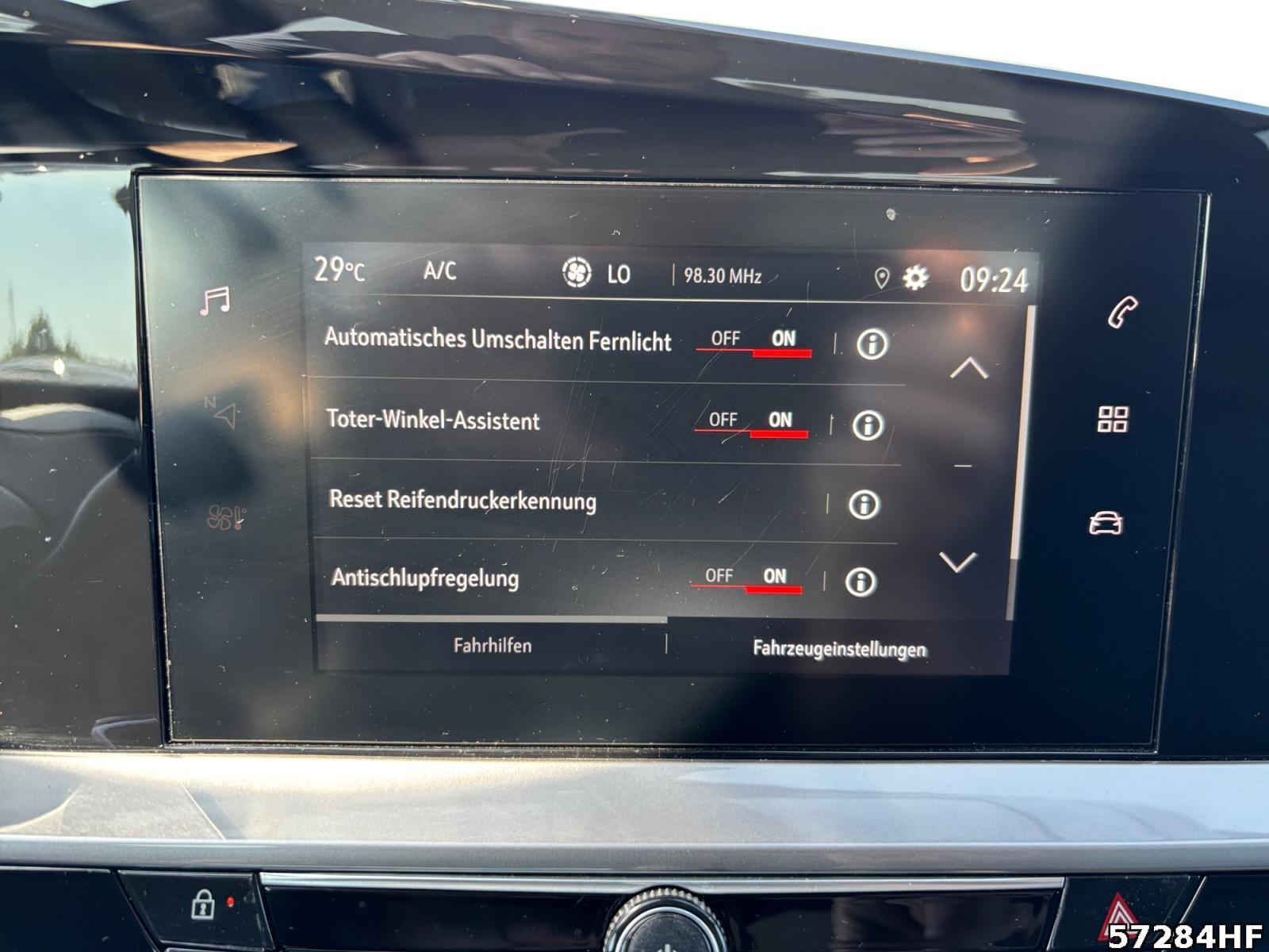 Fahrzeugabbildung Opel Mokka Elegance