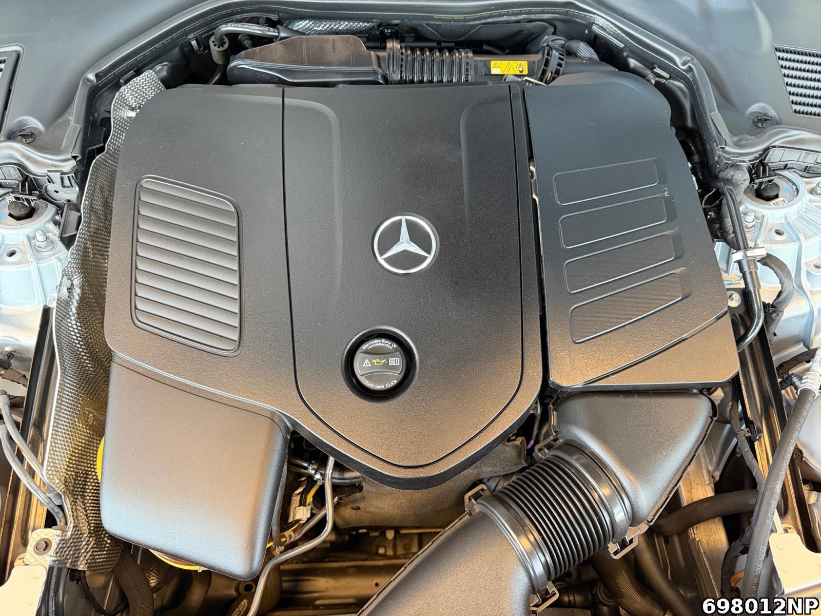 Fahrzeugabbildung Mercedes-Benz CLE 200 Coupé AMG Line Pano AHK Digital-Light