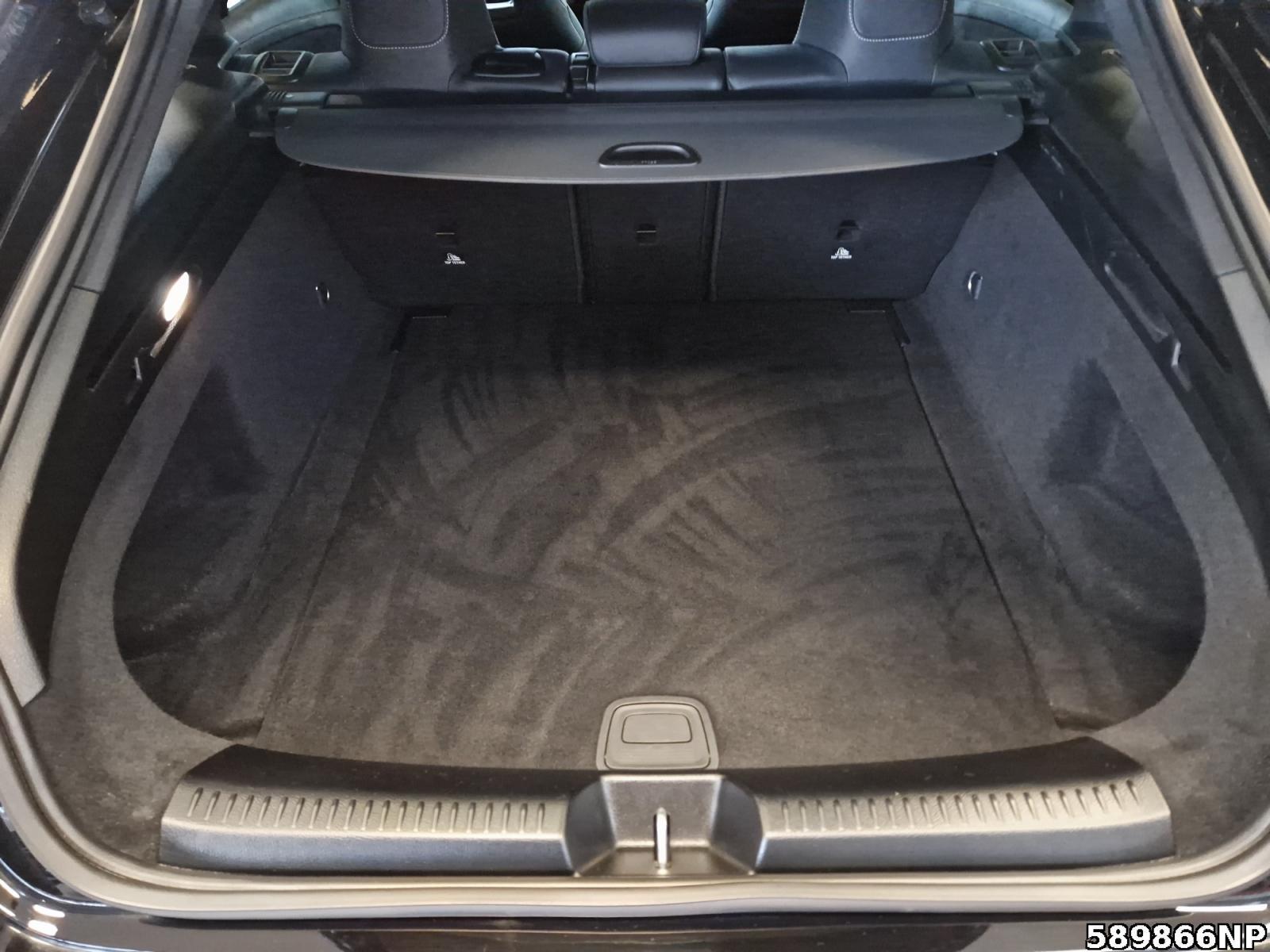 Fahrzeugabbildung Mercedes-Benz CLA 180 Shooting Brake AMG EDITION 2021 Night