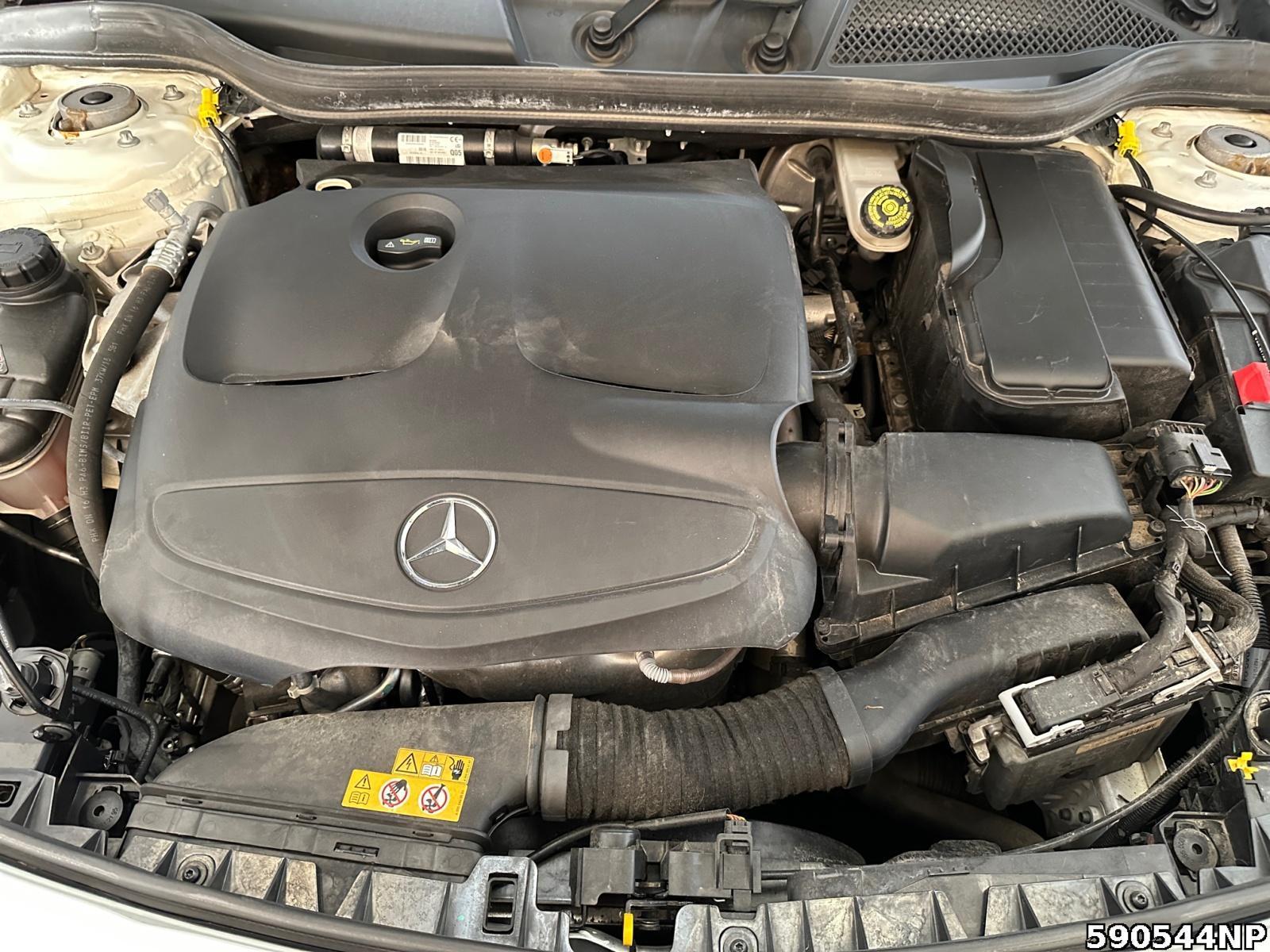 Fahrzeugabbildung Mercedes-Benz CLA 200 Shooting Brake Urban Pano Kamera Ambient