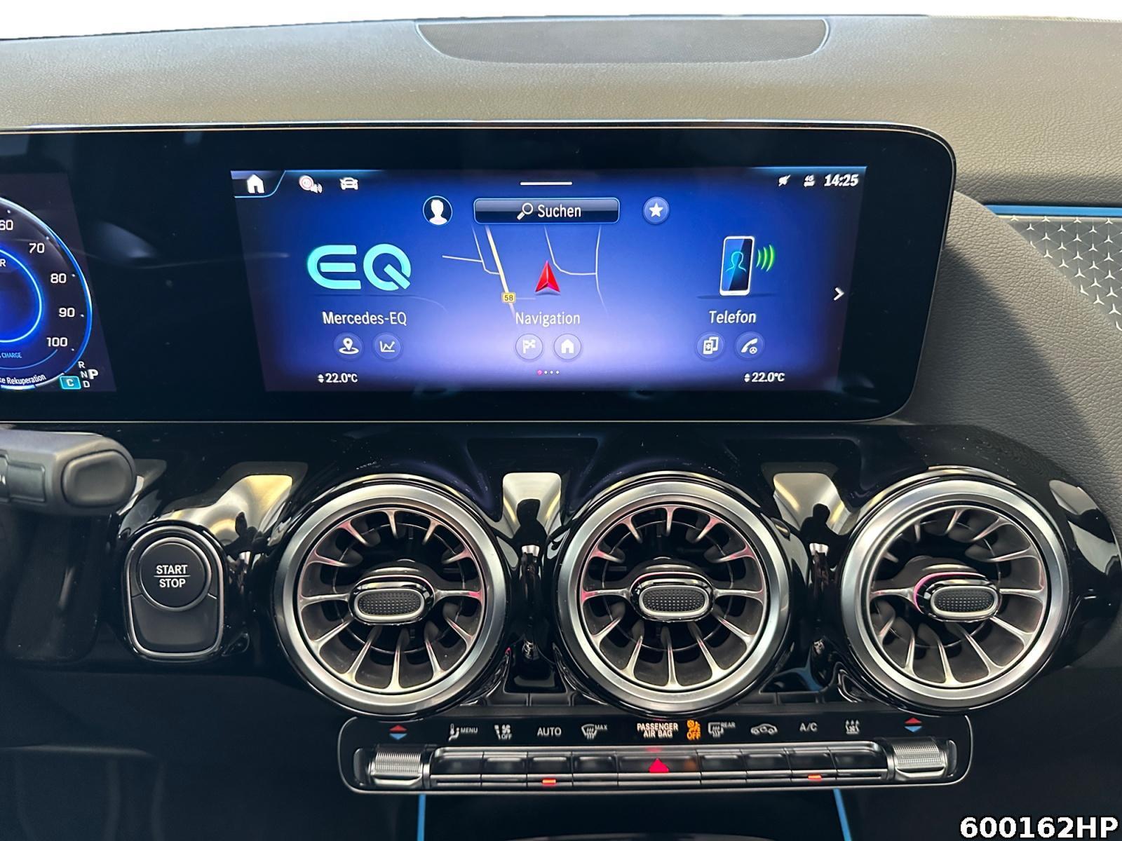 Fahrzeugabbildung Mercedes-Benz EQA Progressive Pano Ambiente Distronic LED