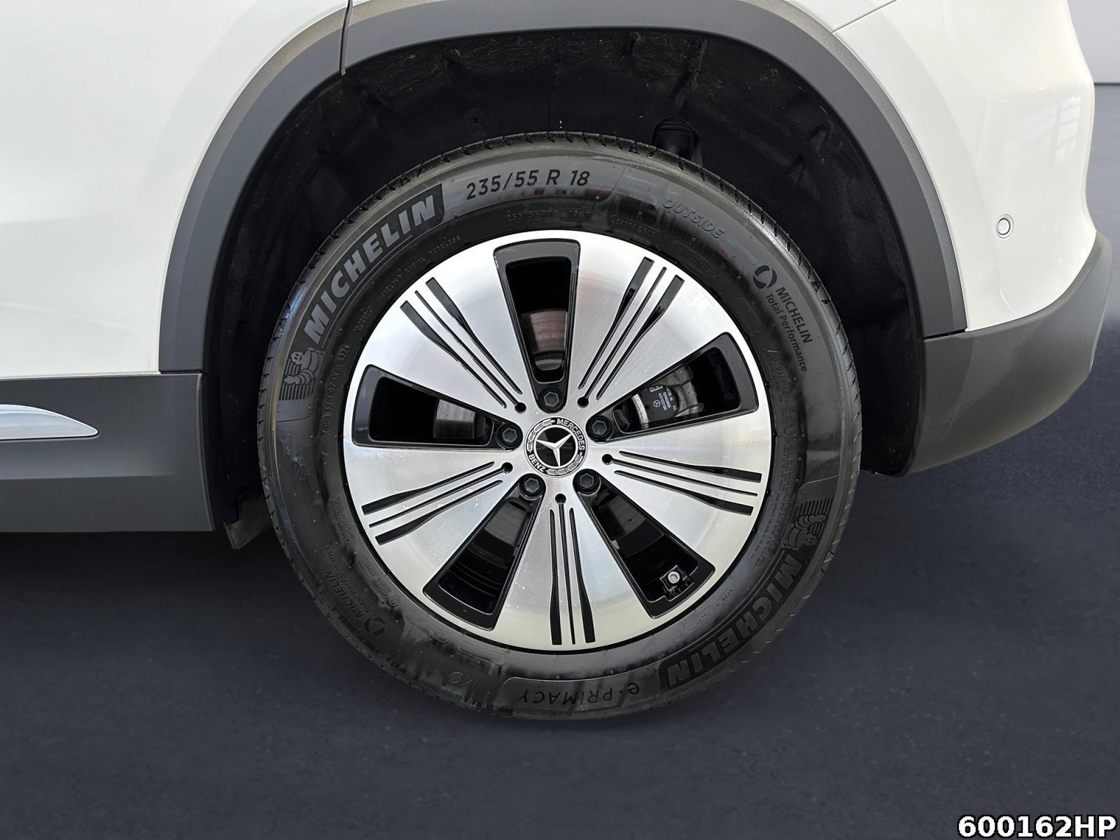 Fahrzeugabbildung Mercedes-Benz EQA Progressive Pano Ambiente Distronic LED