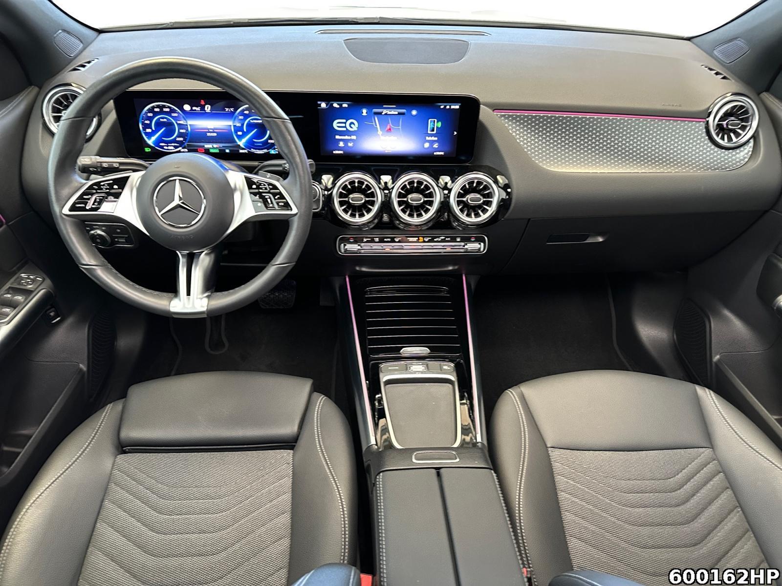 Fahrzeugabbildung Mercedes-Benz EQA Progressive Pano Ambiente Distronic LED