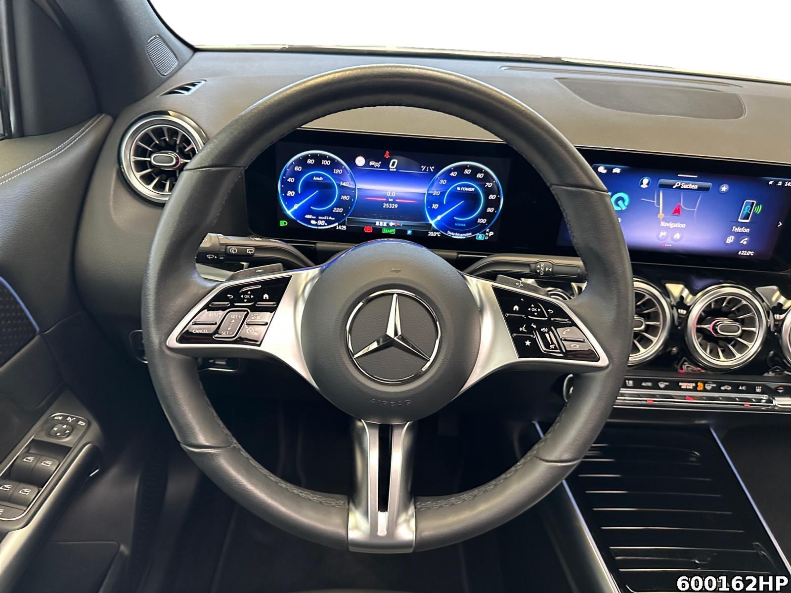 Fahrzeugabbildung Mercedes-Benz EQA Progressive Pano Ambiente Distronic LED