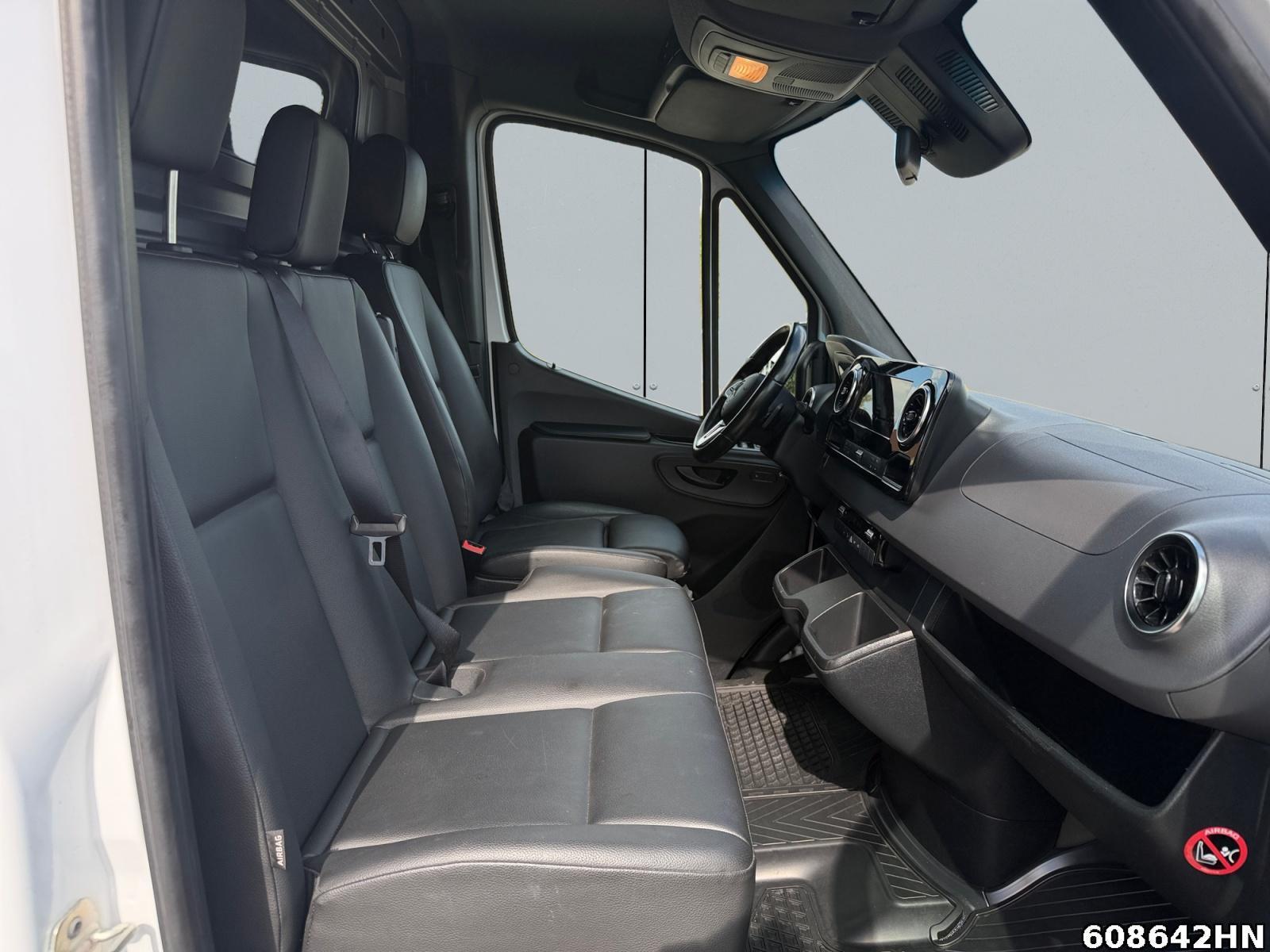 Fahrzeugabbildung Mercedes-Benz Sprinter 319 CDI *LED*AHK3,5t*Distronic*360°*AUT