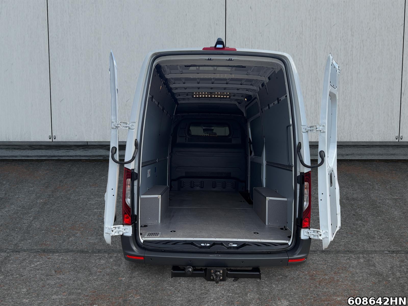 Fahrzeugabbildung Mercedes-Benz Sprinter 319 CDI *LED*AHK3,5t*Distronic*360°*AUT