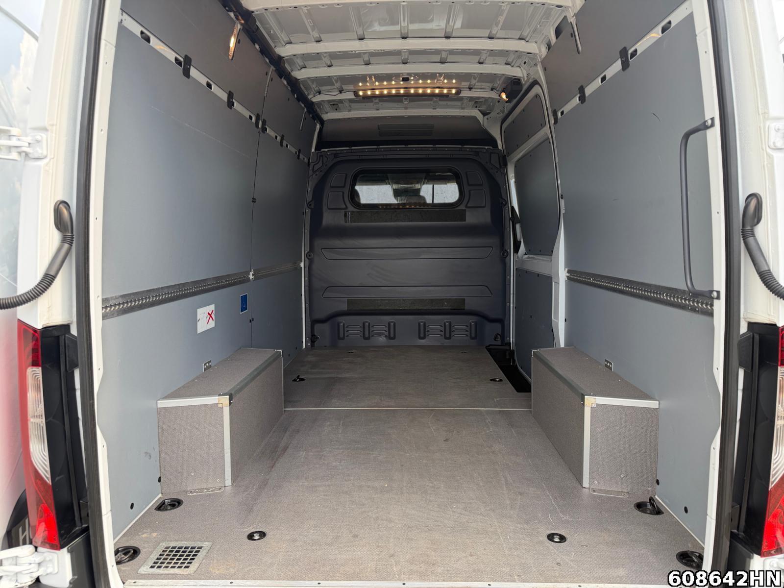 Fahrzeugabbildung Mercedes-Benz Sprinter 319 CDI *LED*AHK3,5t*Distronic*360°*AUT
