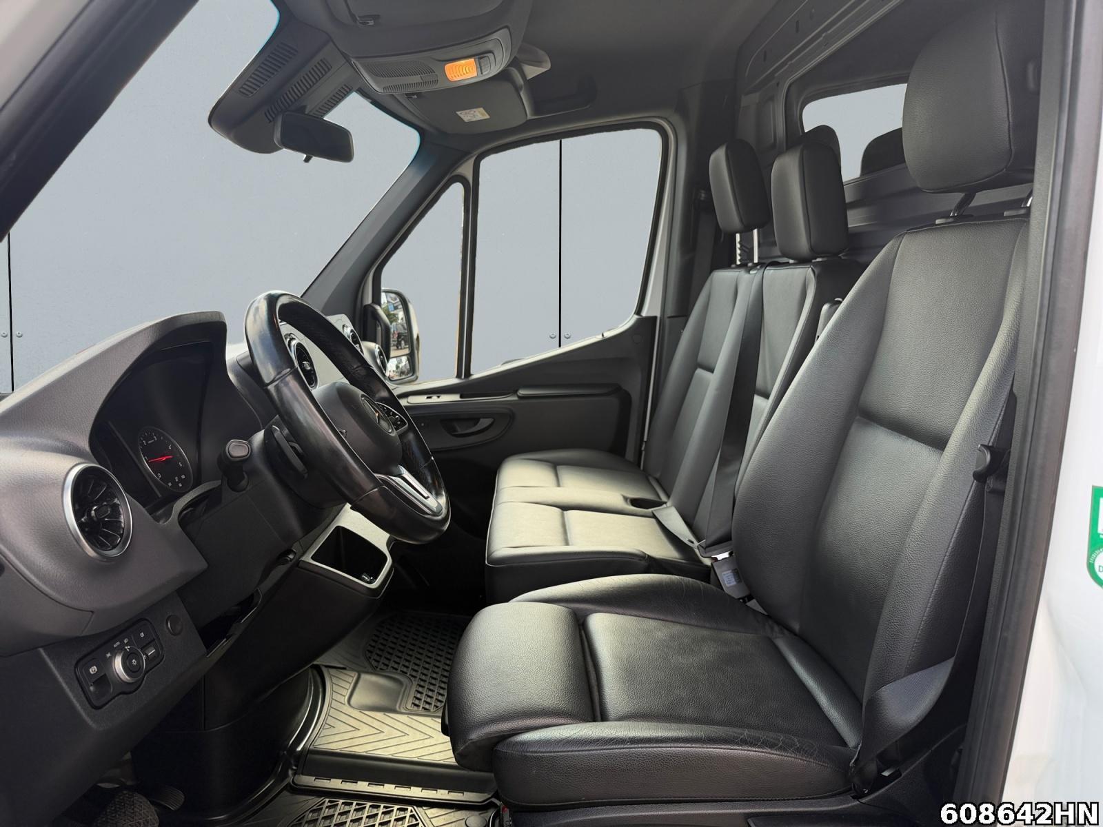 Fahrzeugabbildung Mercedes-Benz Sprinter 319 CDI *LED*AHK3,5t*Distronic*360°*AUT