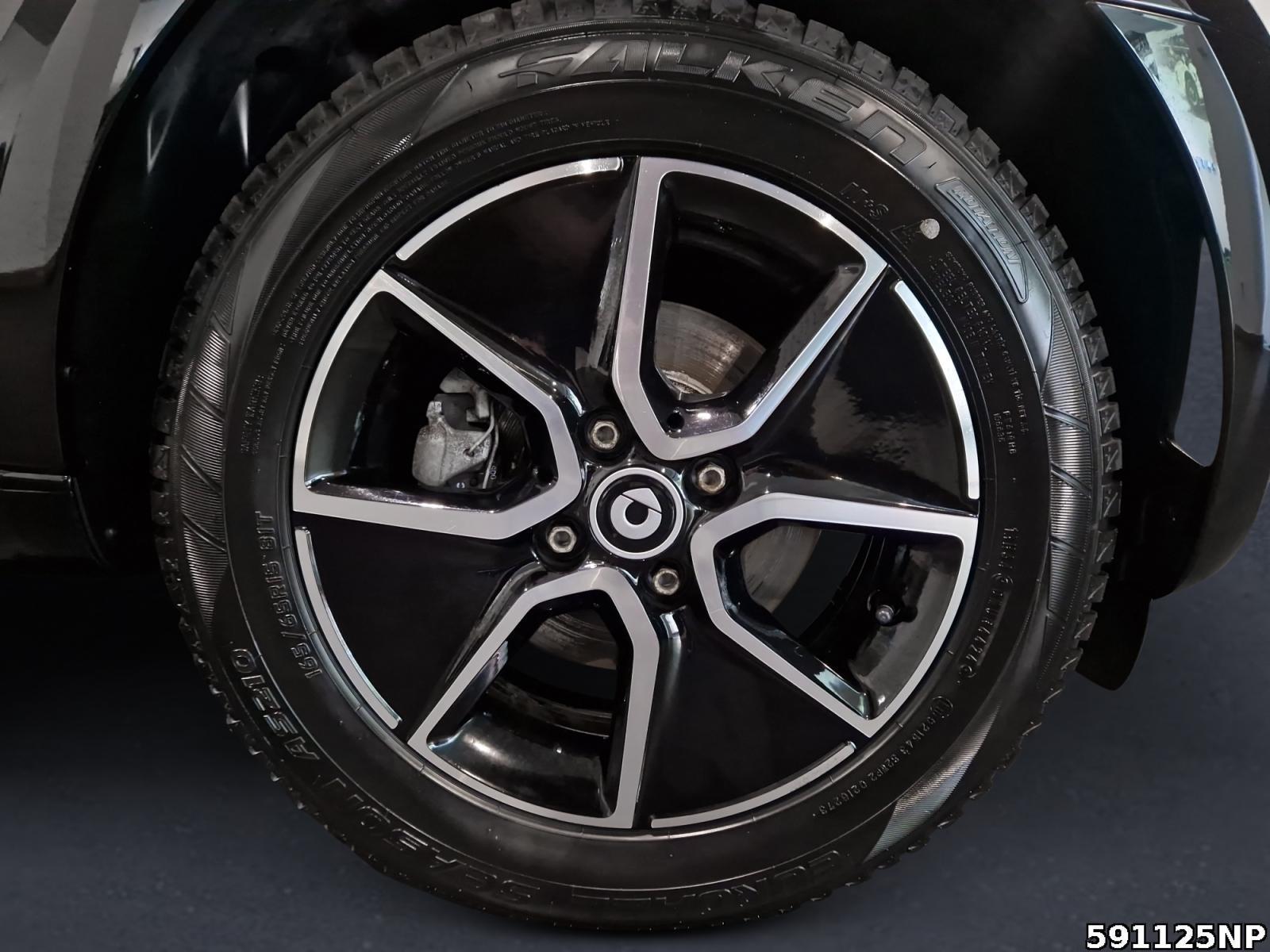 Fahrzeugabbildung Smart ForTwo EQ Coupé 22 kw Einparkhilfe hinten