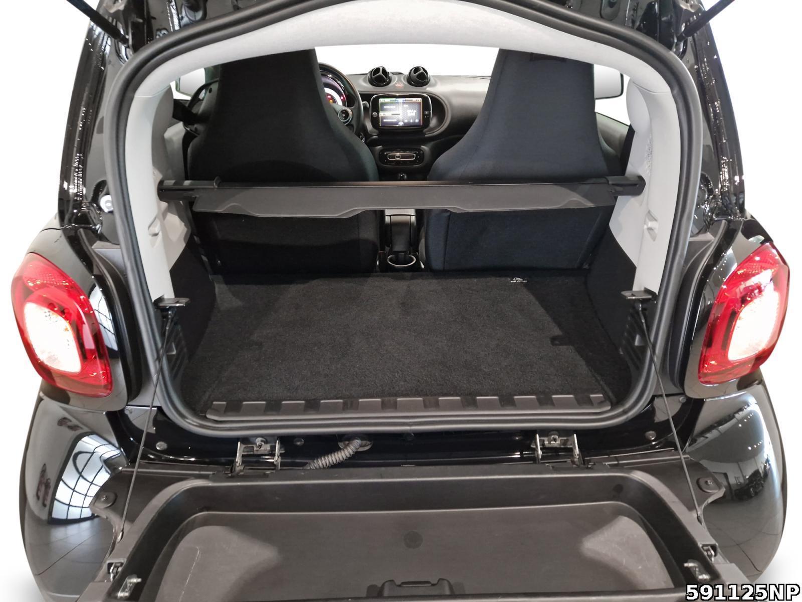 Fahrzeugabbildung Smart ForTwo EQ Coupé 22 kw Einparkhilfe hinten
