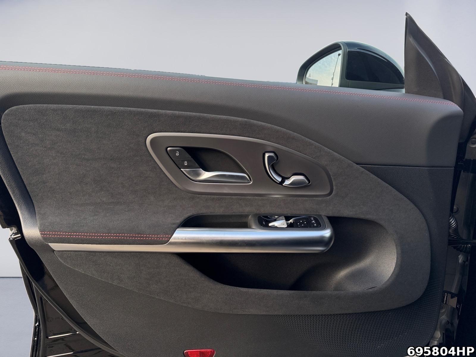 Fahrzeugabbildung Mercedes-Benz CLA 200 +AMG+PANO+MULTIBEAM+360KAM+NEUESMODELL+