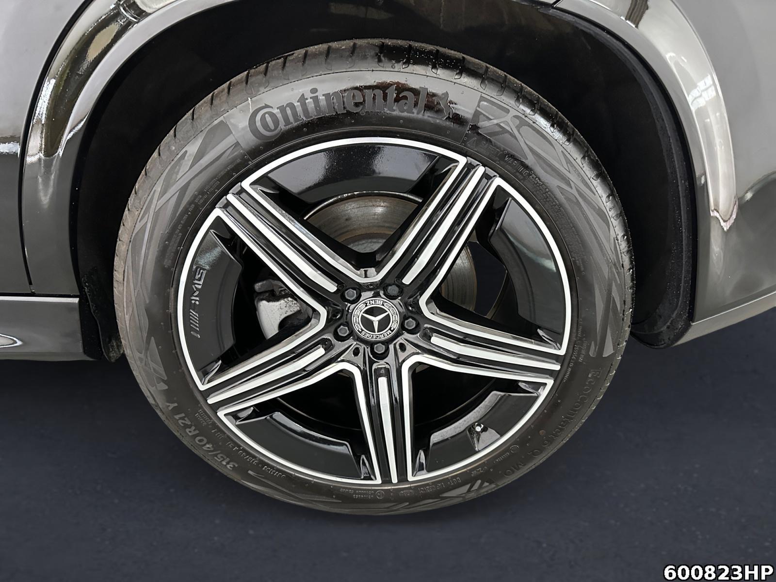 Fahrzeugabbildung Mercedes-Benz GLE 450 AMG d 4M AMG Night Multibeam AHK Distronic