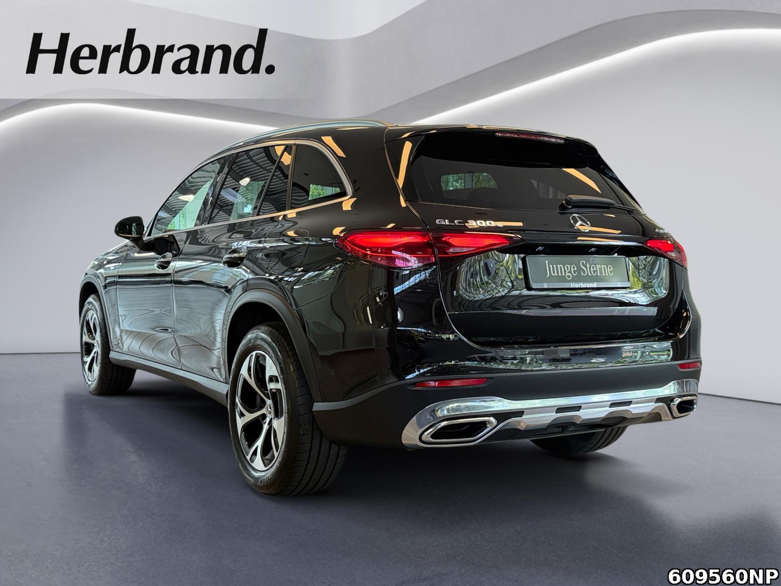 Fahrzeugabbildung Mercedes-Benz GLC 300 e 4M Avantgarde AHK DIGITAL LIGHT 360°.
