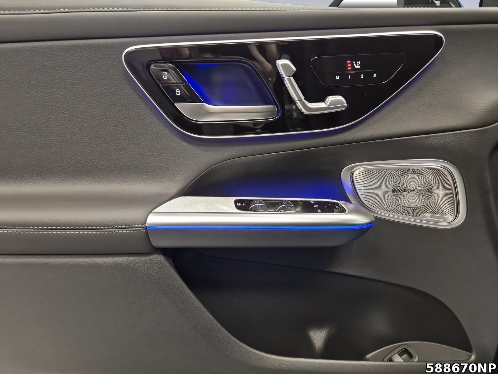 Fahrzeugabbildung Mercedes-Benz GLC 220 d 4MATIC AMG+DIGITAL+AHK+MEMOR+BURMESTER