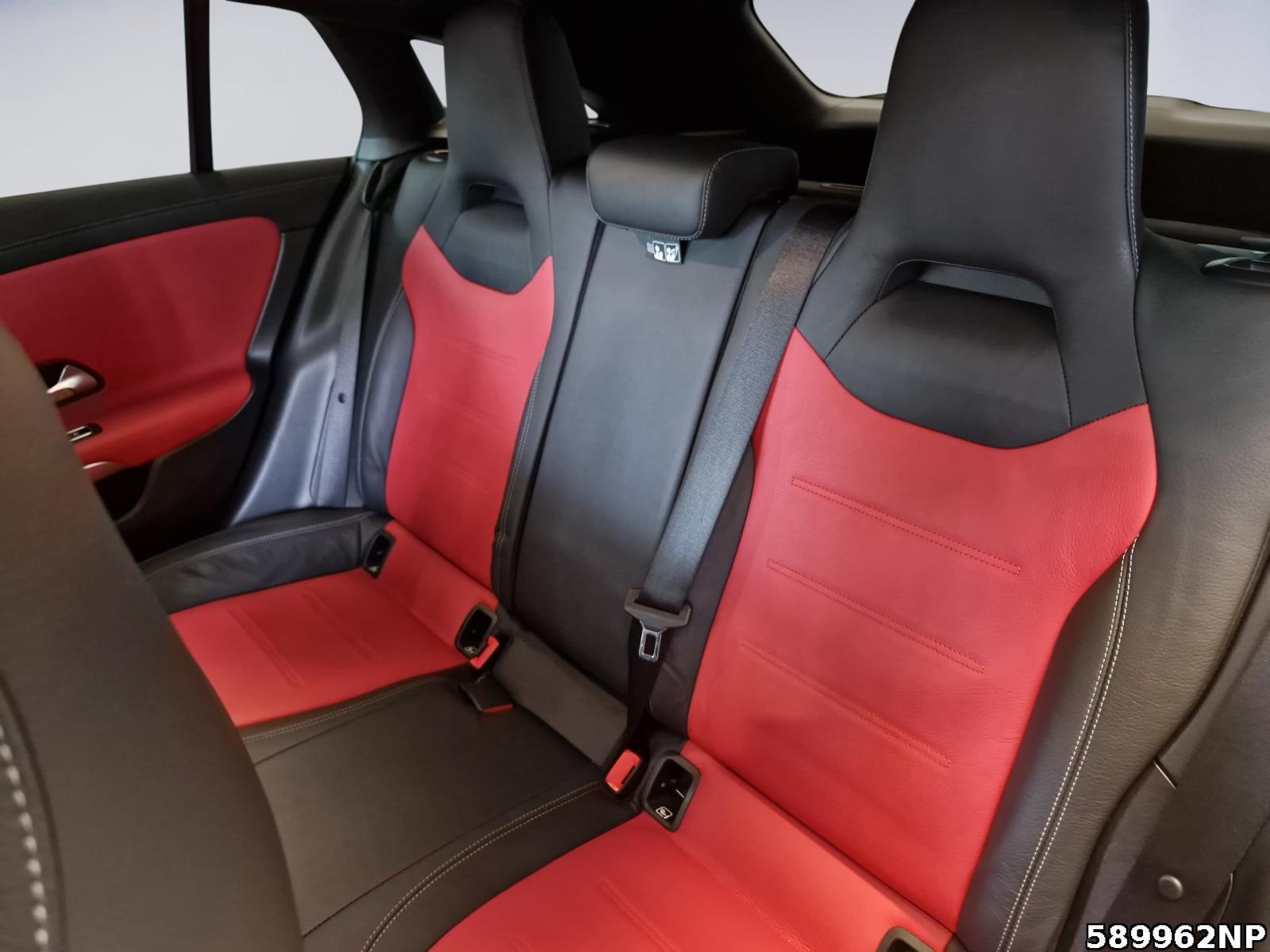 Fahrzeugabbildung Mercedes-Benz CLA 250 Shooting Brake e AMG Leder Night 360