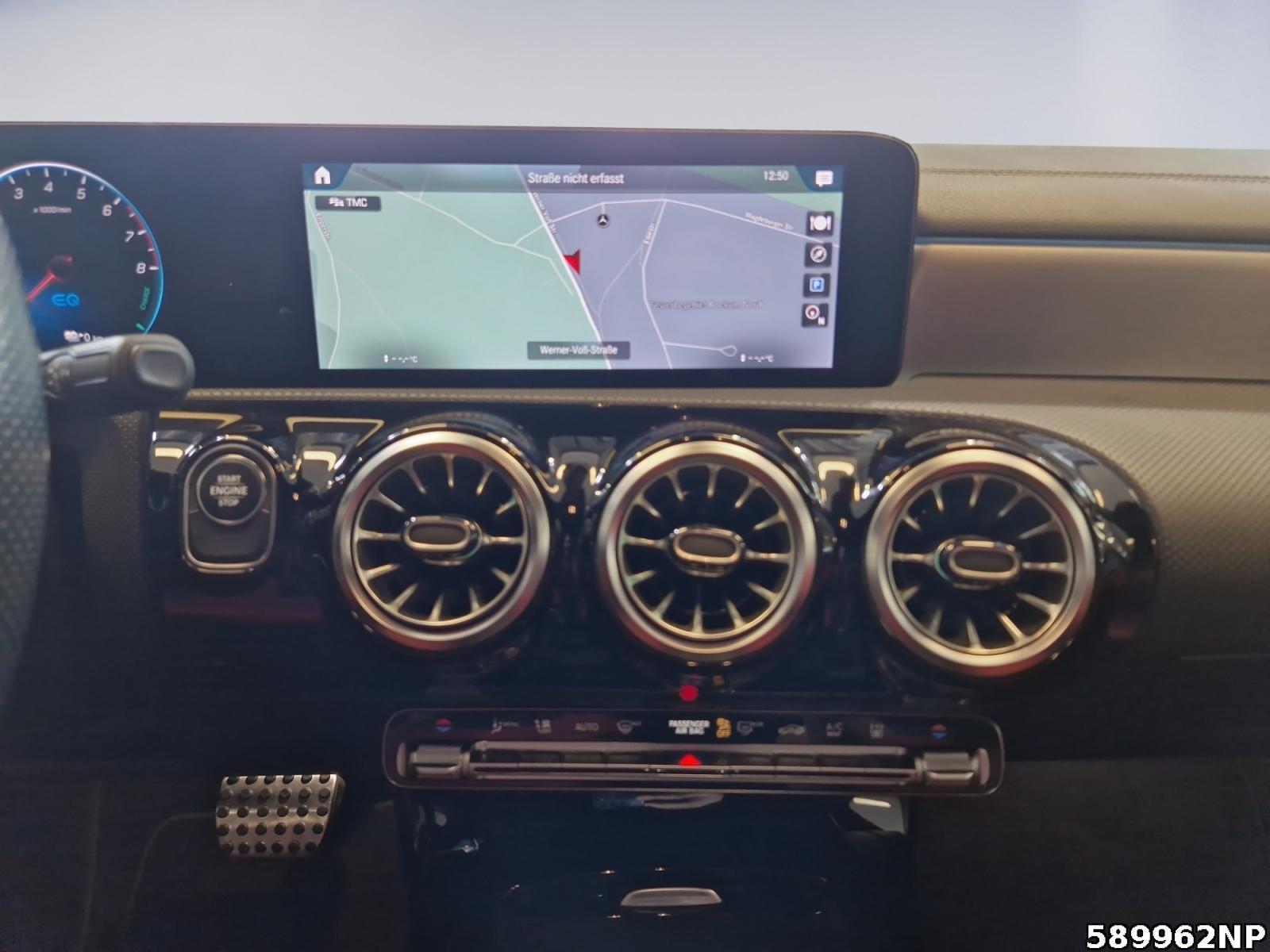 Fahrzeugabbildung Mercedes-Benz CLA 250 Shooting Brake e AMG Leder Night 360
