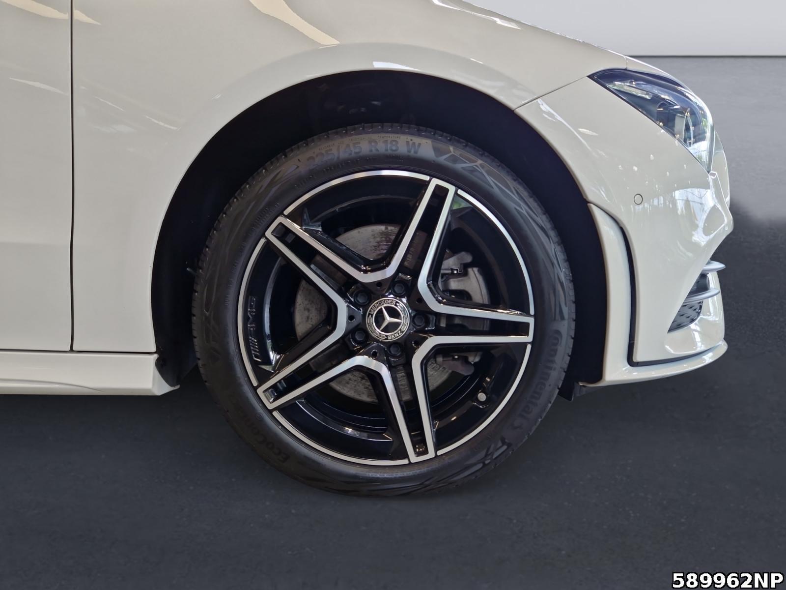 Fahrzeugabbildung Mercedes-Benz CLA 250 Shooting Brake e AMG Leder Night 360
