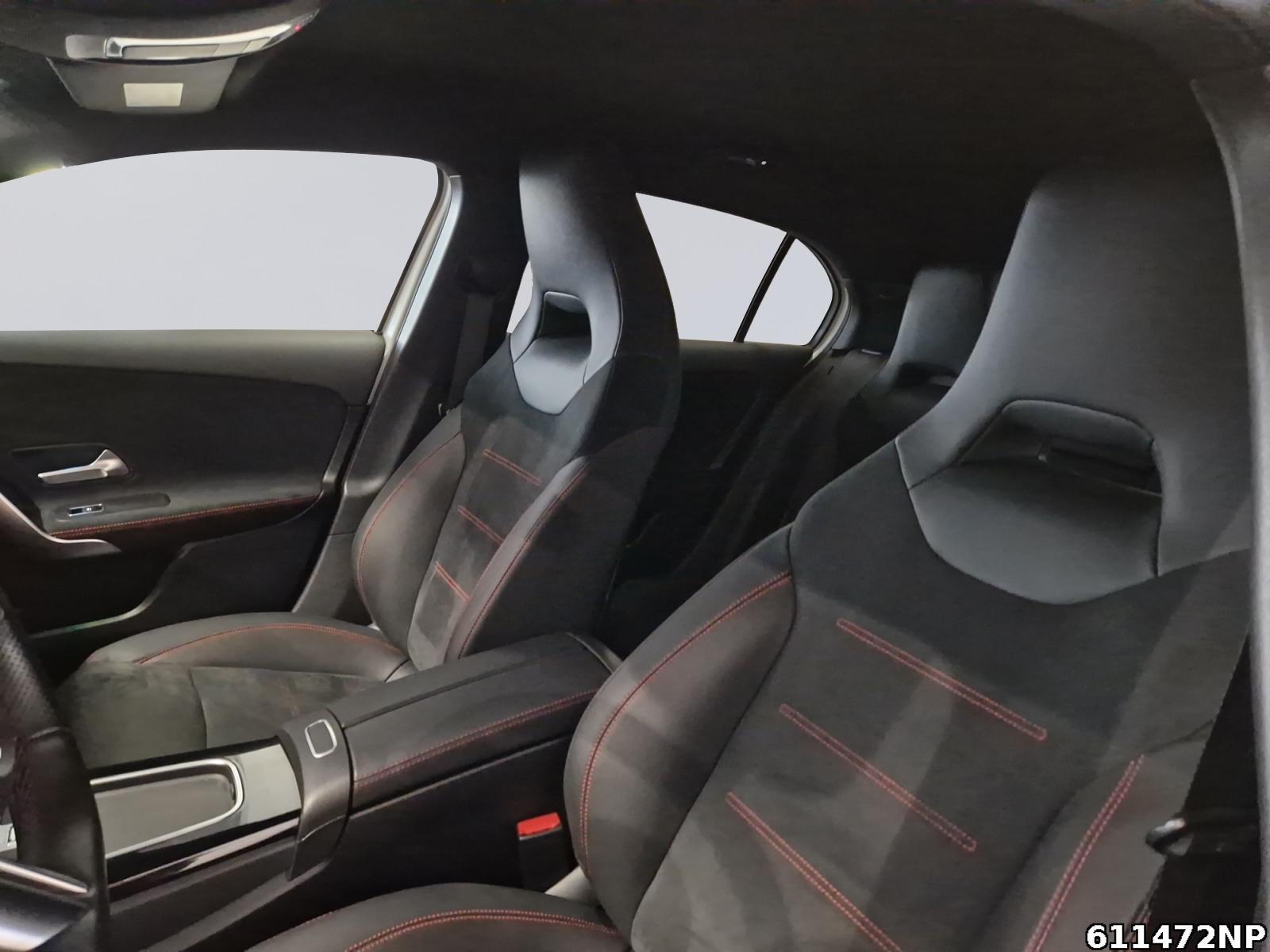 Fahrzeugabbildung Mercedes-Benz A 180 AMG LED Ambiente 360° Totwinkel Keyless