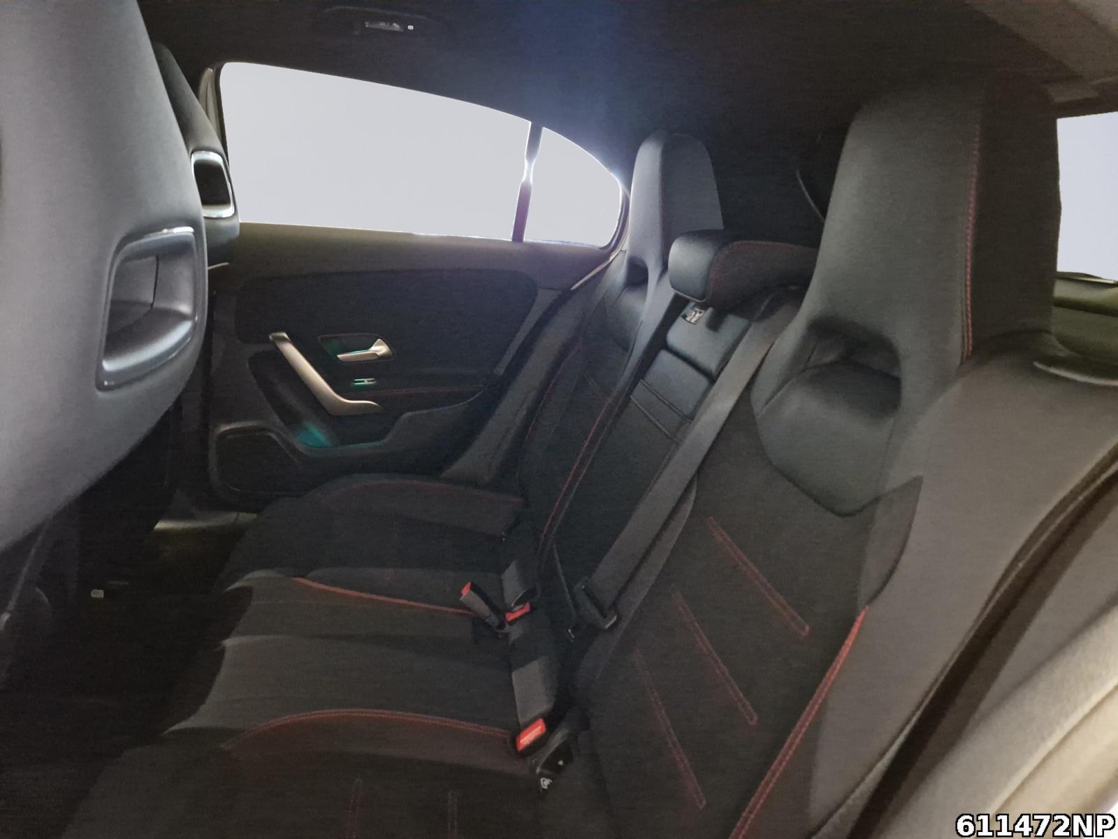 Fahrzeugabbildung Mercedes-Benz A 180 AMG LED Ambiente 360° Totwinkel Keyless