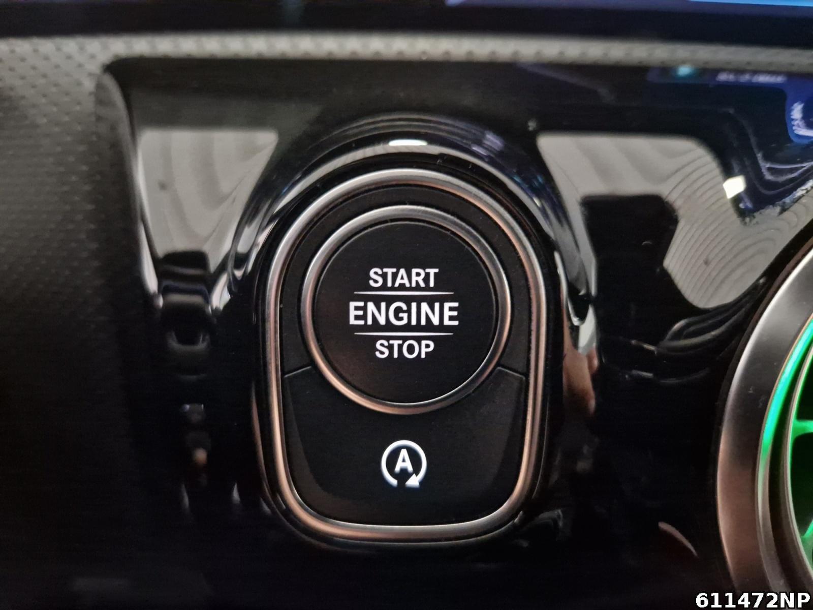 Fahrzeugabbildung Mercedes-Benz A 180 AMG LED Ambiente 360° Totwinkel Keyless