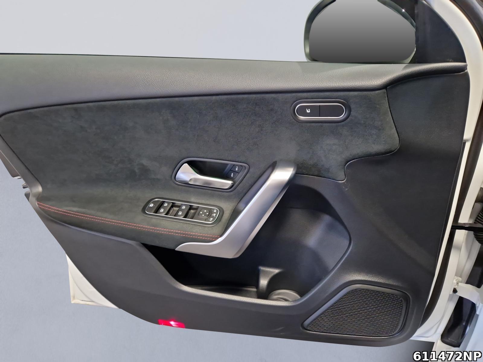 Fahrzeugabbildung Mercedes-Benz A 180 AMG LED Ambiente 360° Totwinkel Keyless