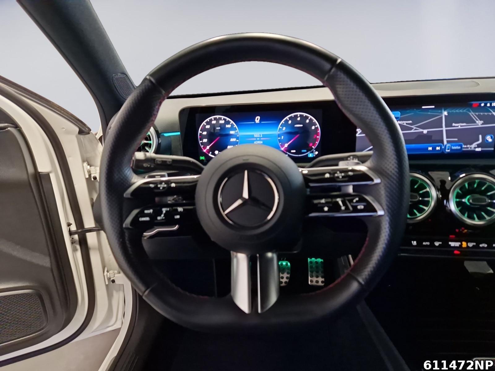 Fahrzeugabbildung Mercedes-Benz A 180 AMG LED Ambiente 360° Totwinkel Keyless