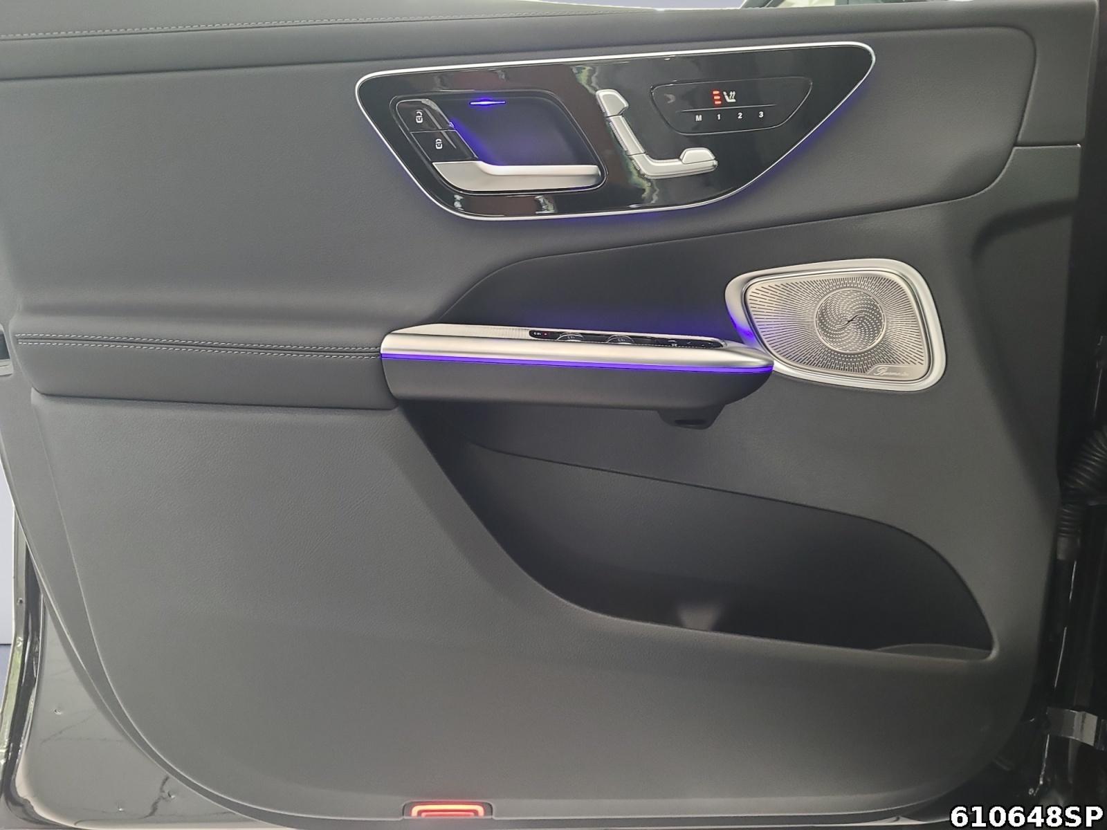 Fahrzeugabbildung Mercedes-Benz GLC 300 de 4M AMG Premium+ AHK Pano Burmester