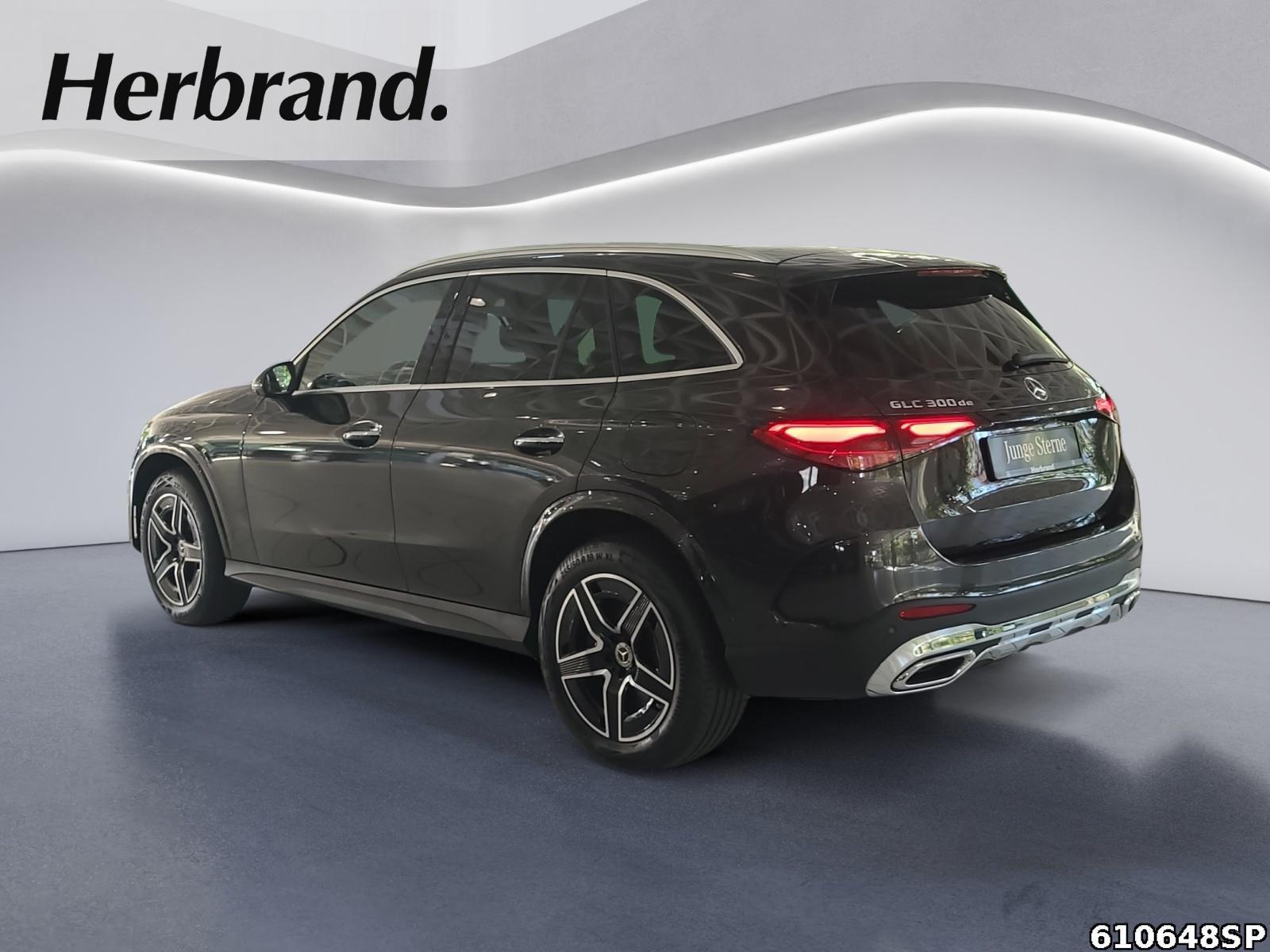 Fahrzeugabbildung Mercedes-Benz GLC 300 de 4M AMG Premium+ AHK Pano Burmester