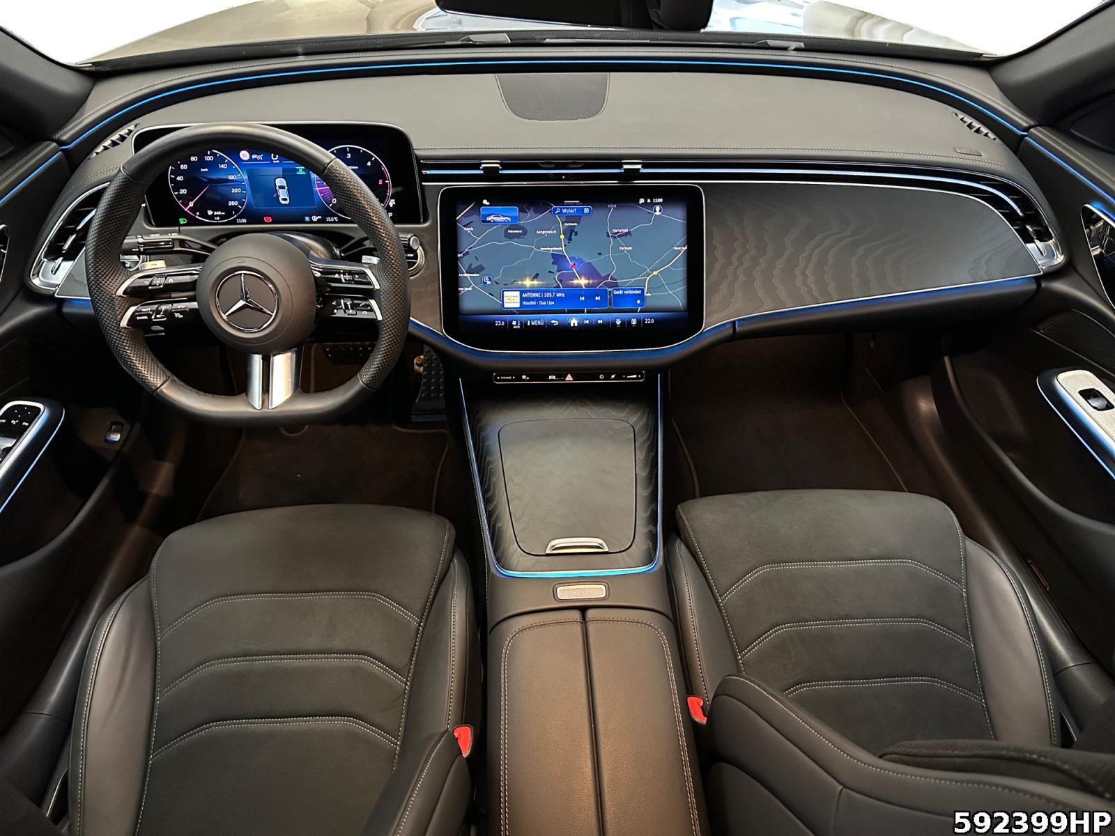 Fahrzeugabbildung Mercedes-Benz E 220 d AMG Night DISTRONIC Ambiente KEYLESS